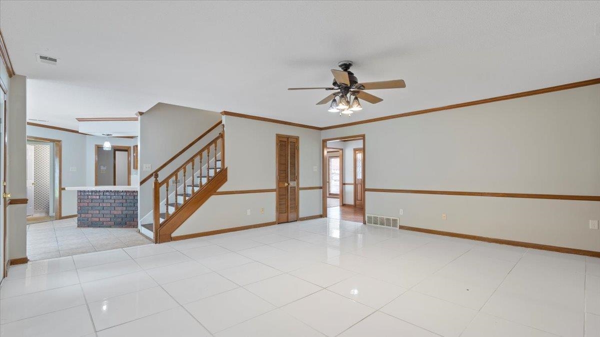 2668 MORNING WOODS DR