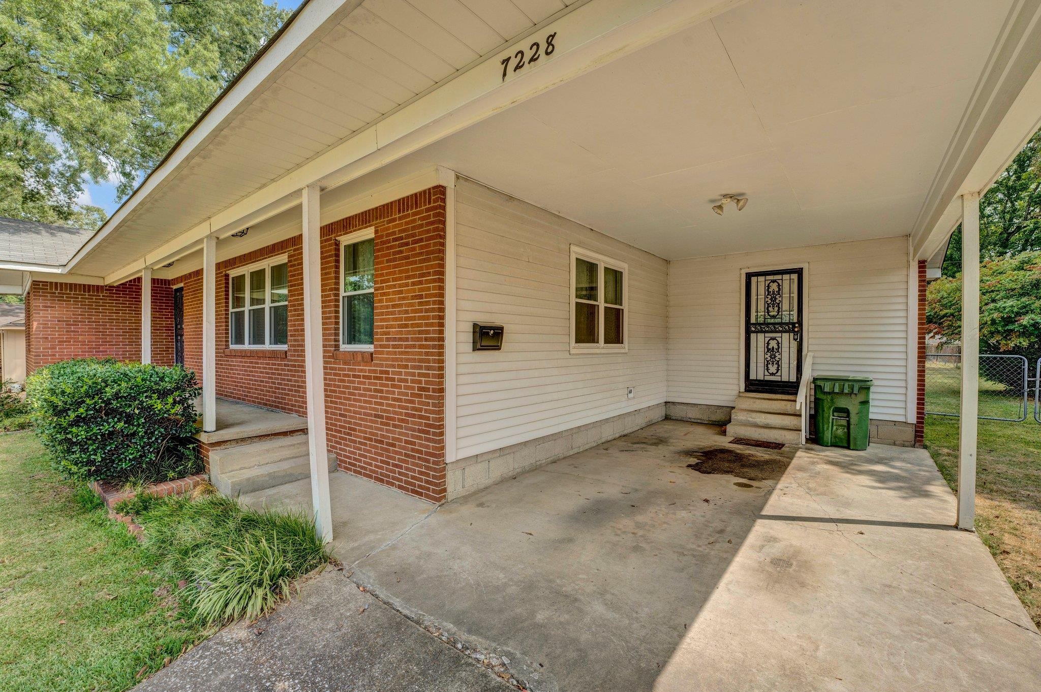 7228 RENDA ST