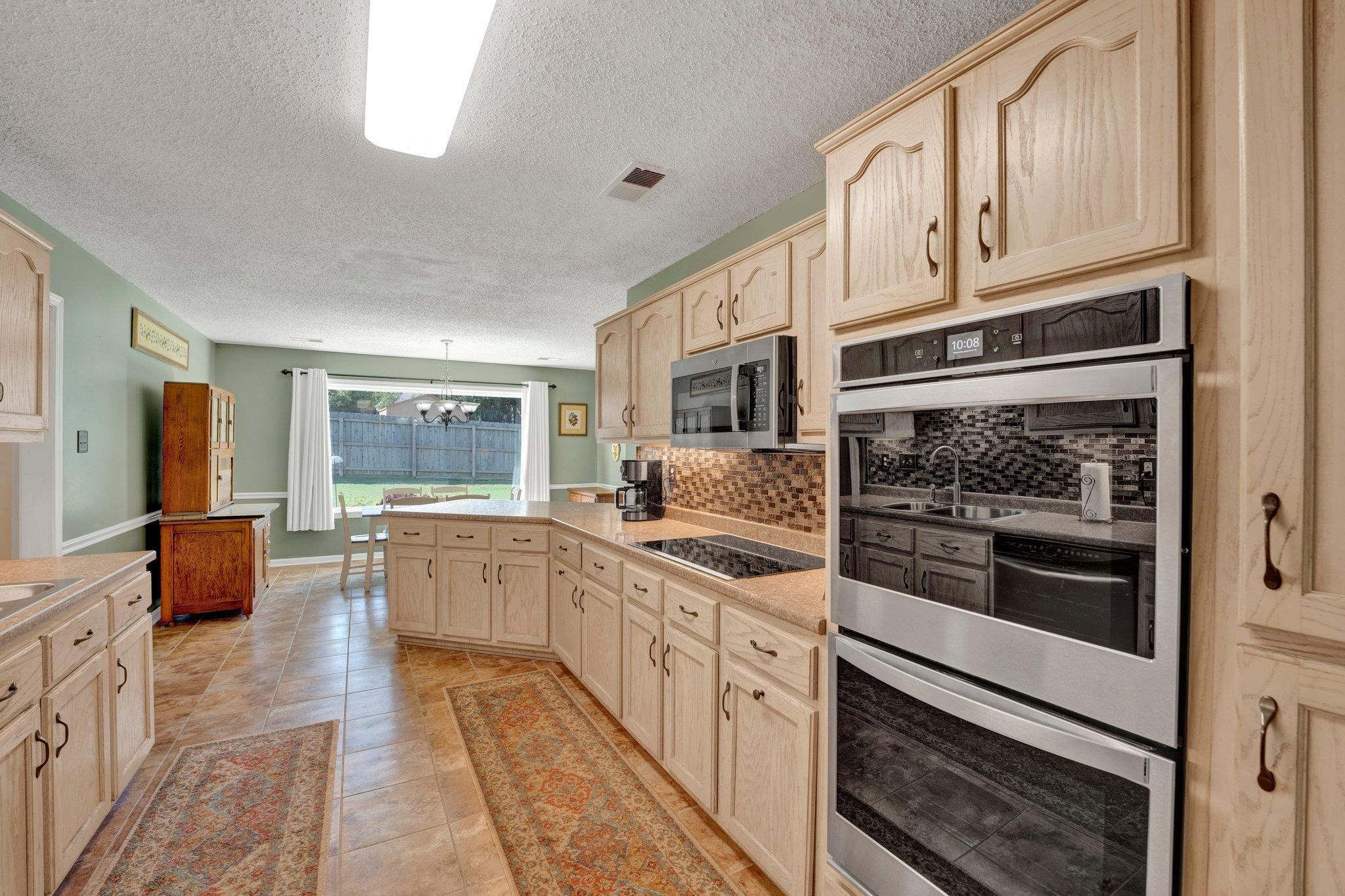 6317 THISTLE POINT CV