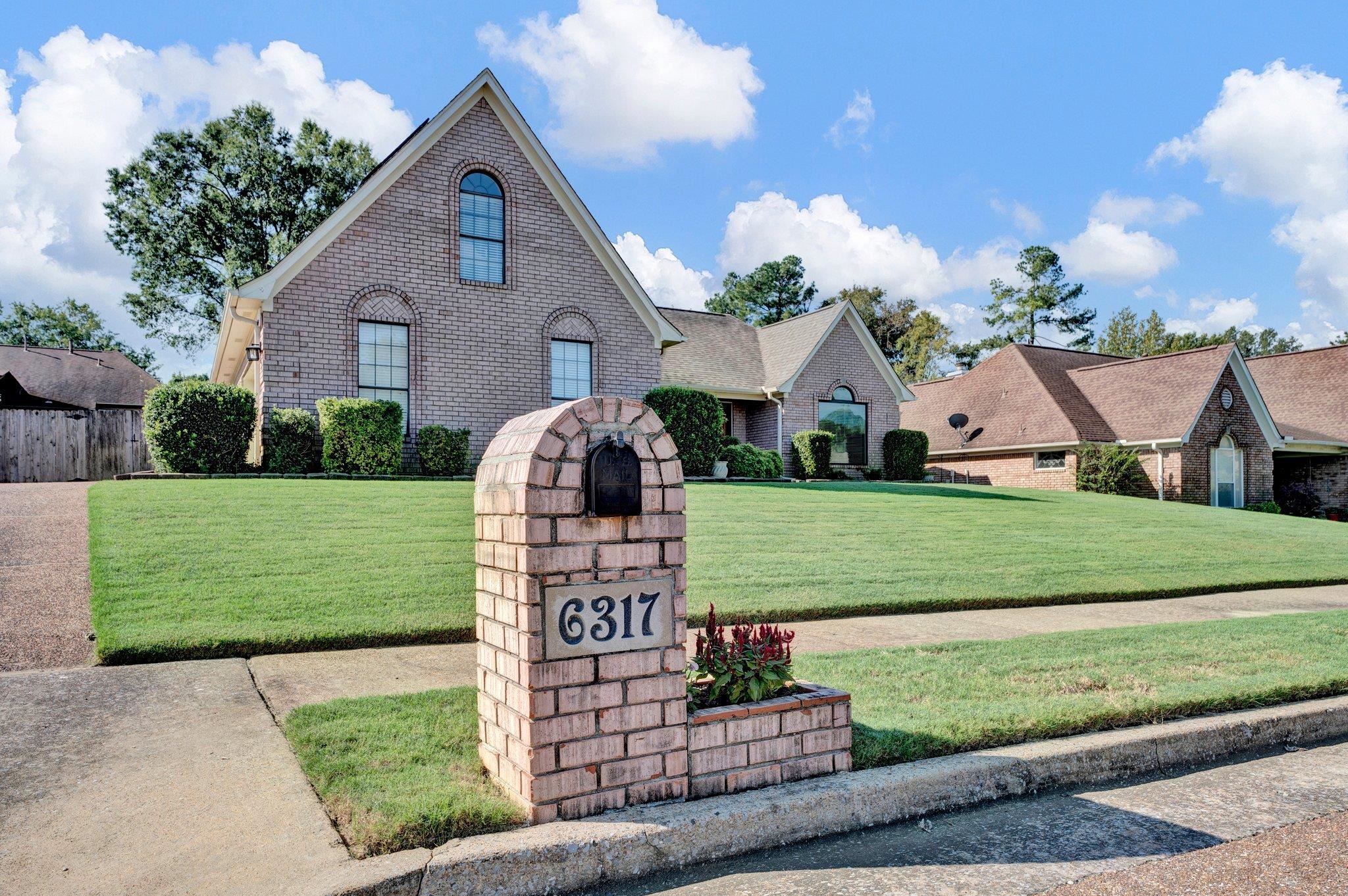 6317 THISTLE POINT CV