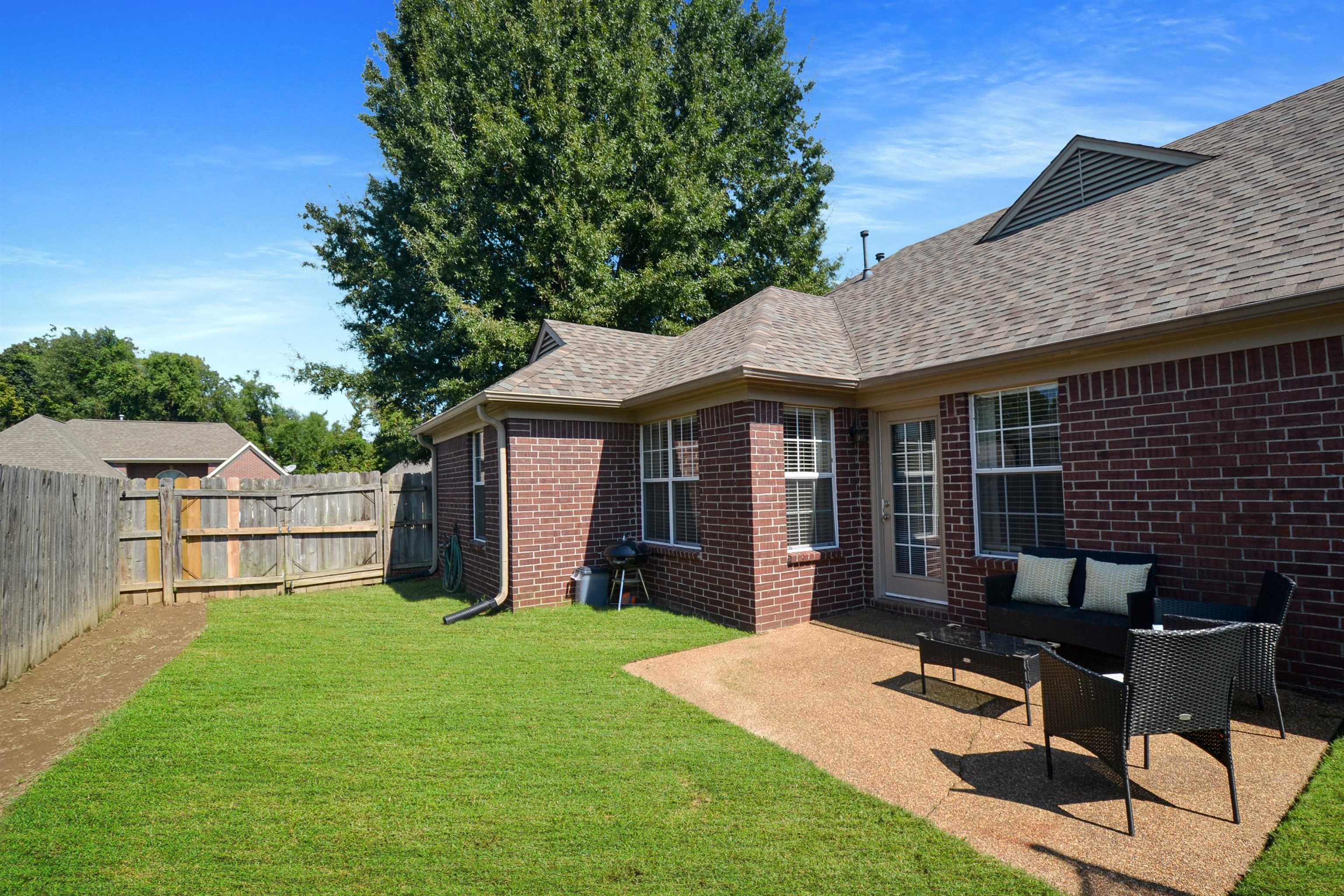 11810 VILLAGE CENTER ST