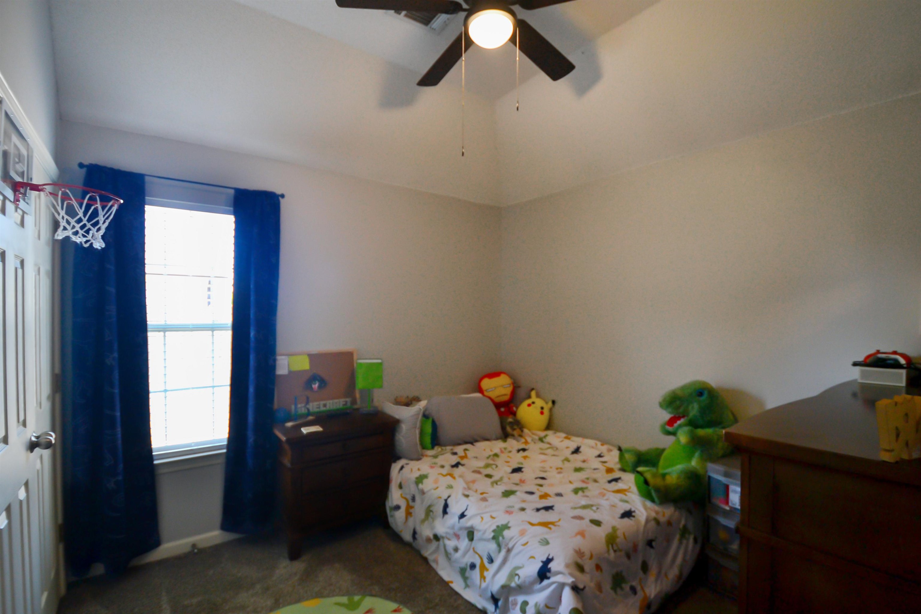 11810 VILLAGE CENTER ST