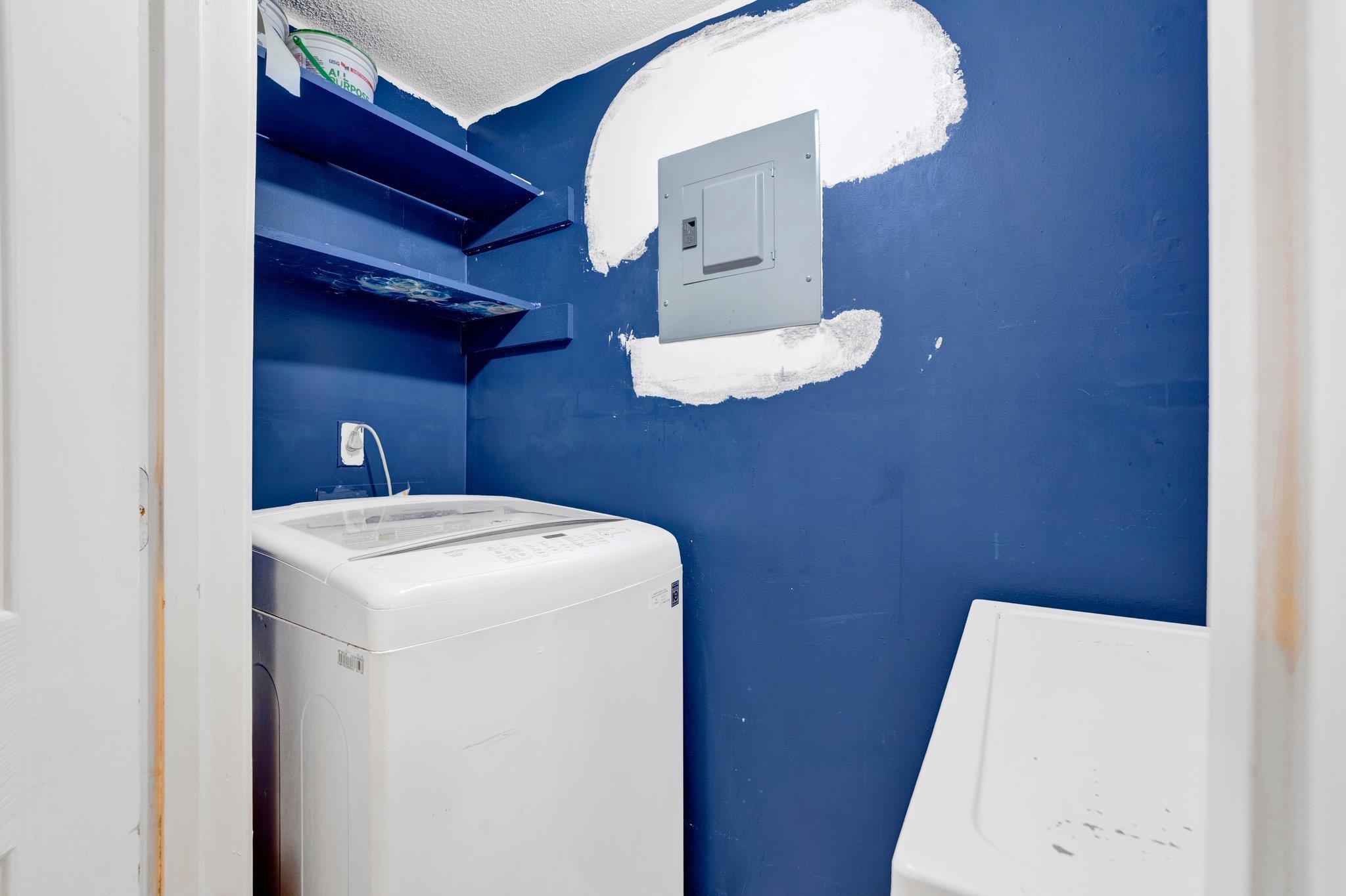 6573 POPLAR AVE Unit: 1