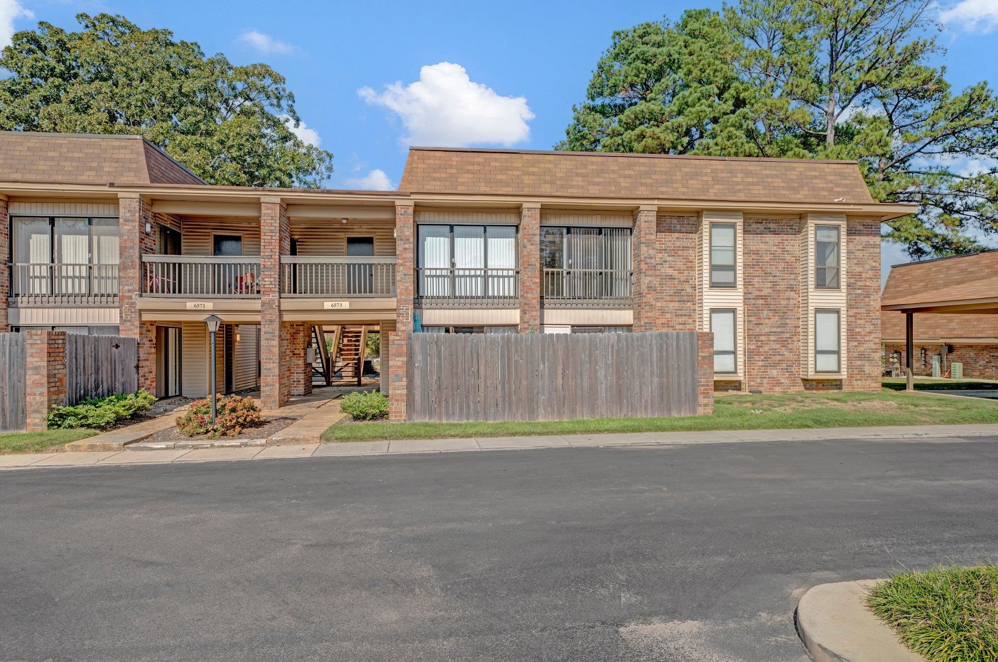 6573 POPLAR AVE Unit: 1