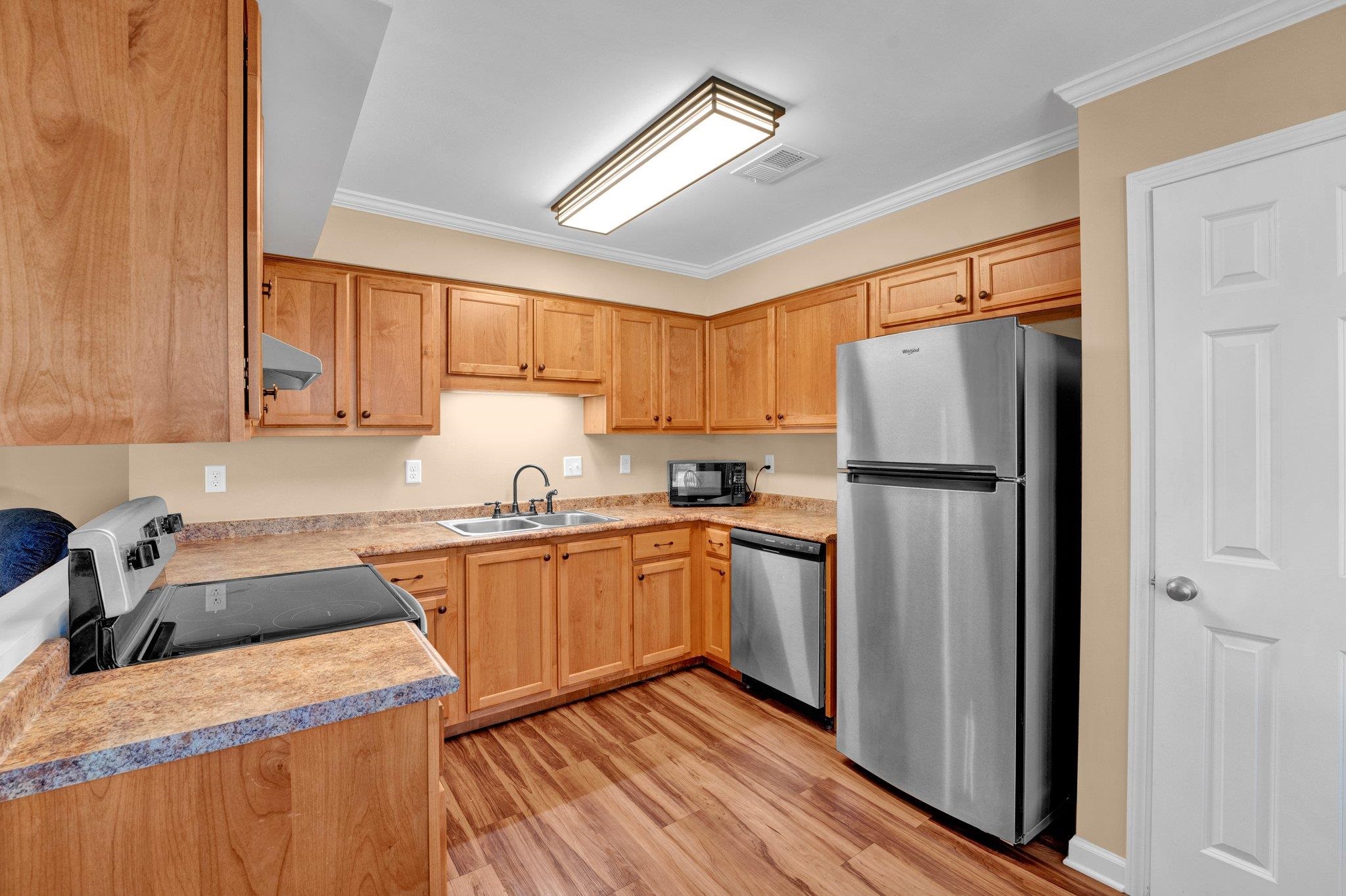 3107 ULTRAGREEN LN