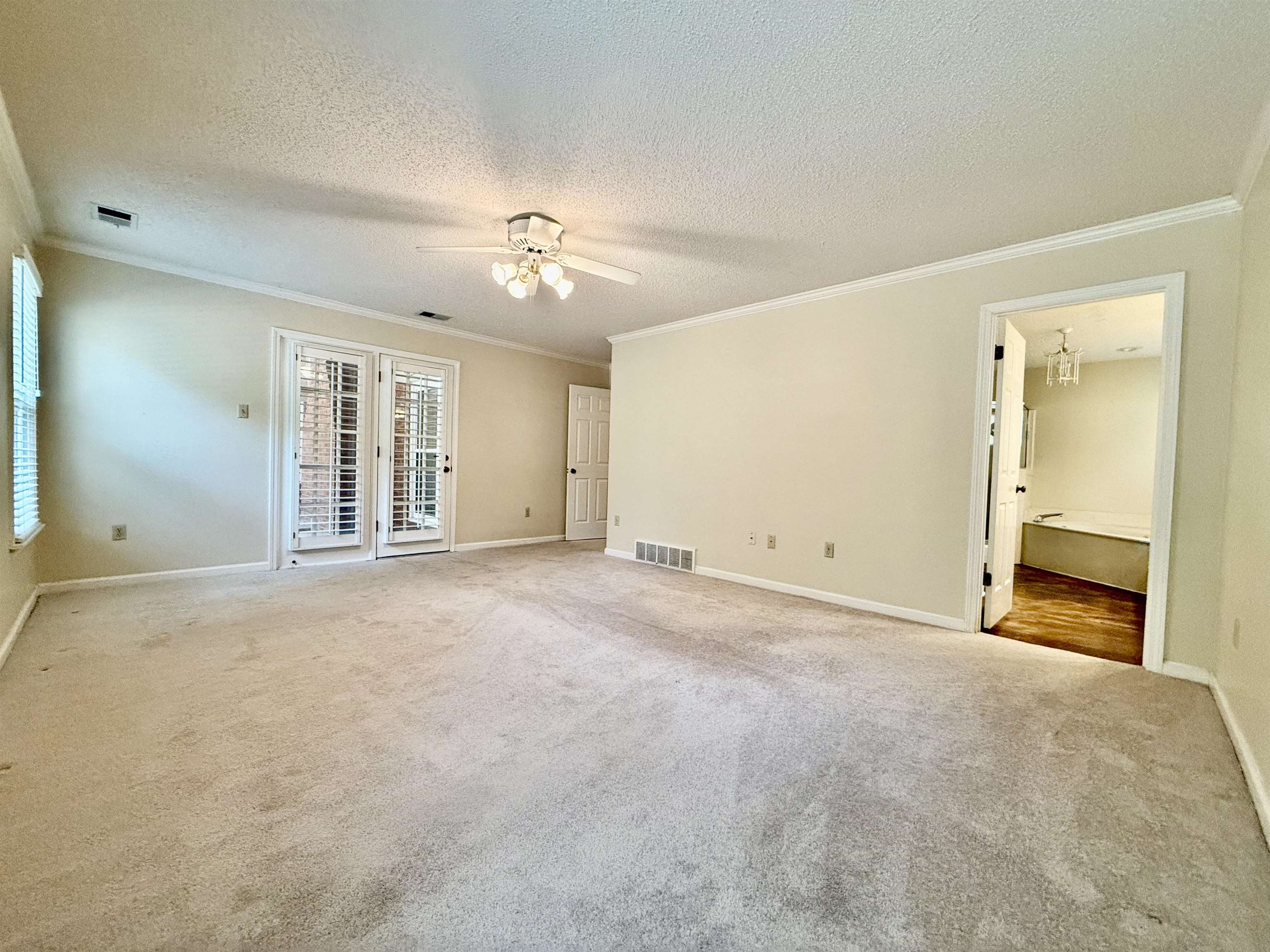 9427 MORNING WOODS CV