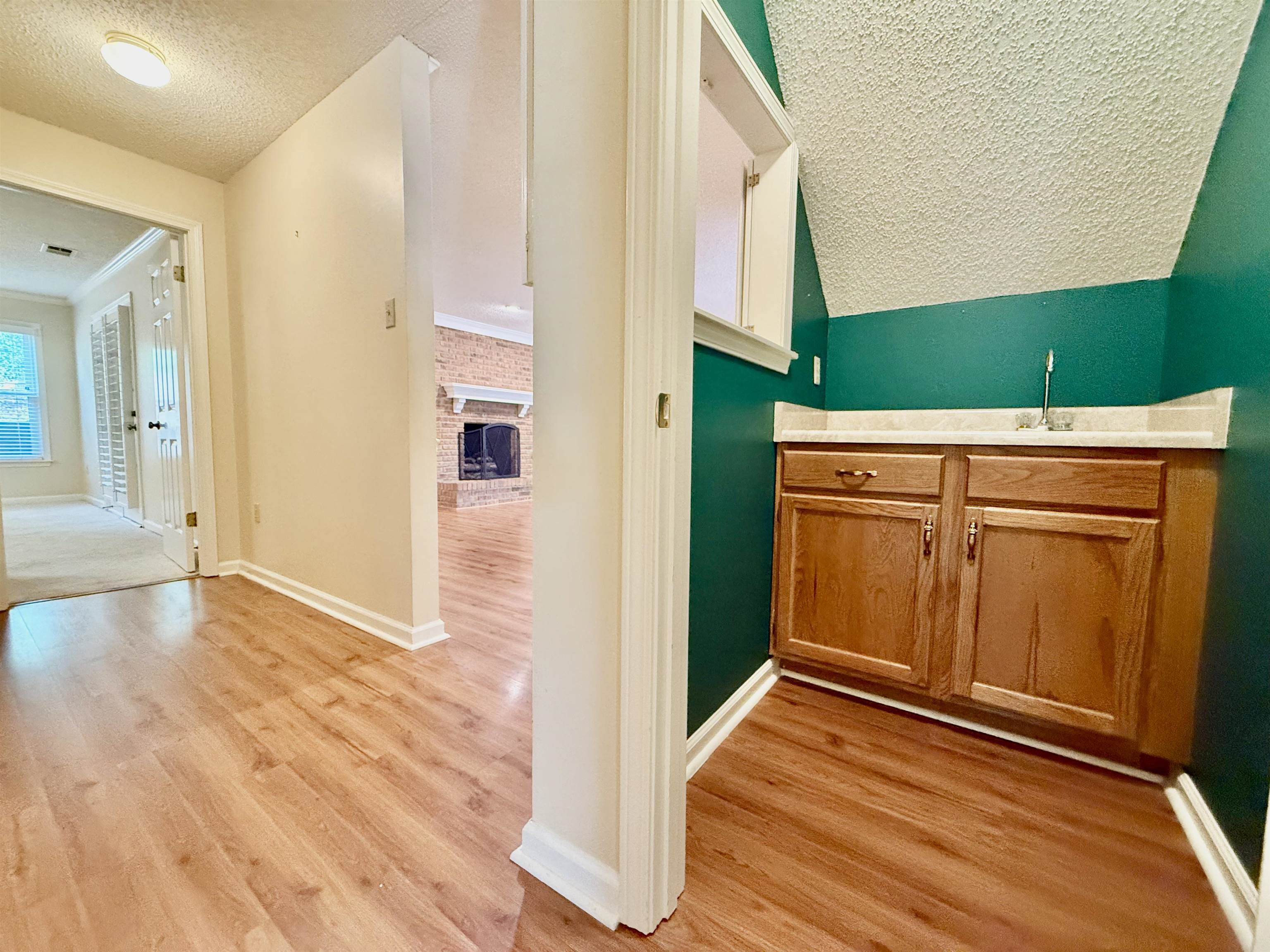 9427 MORNING WOODS CV