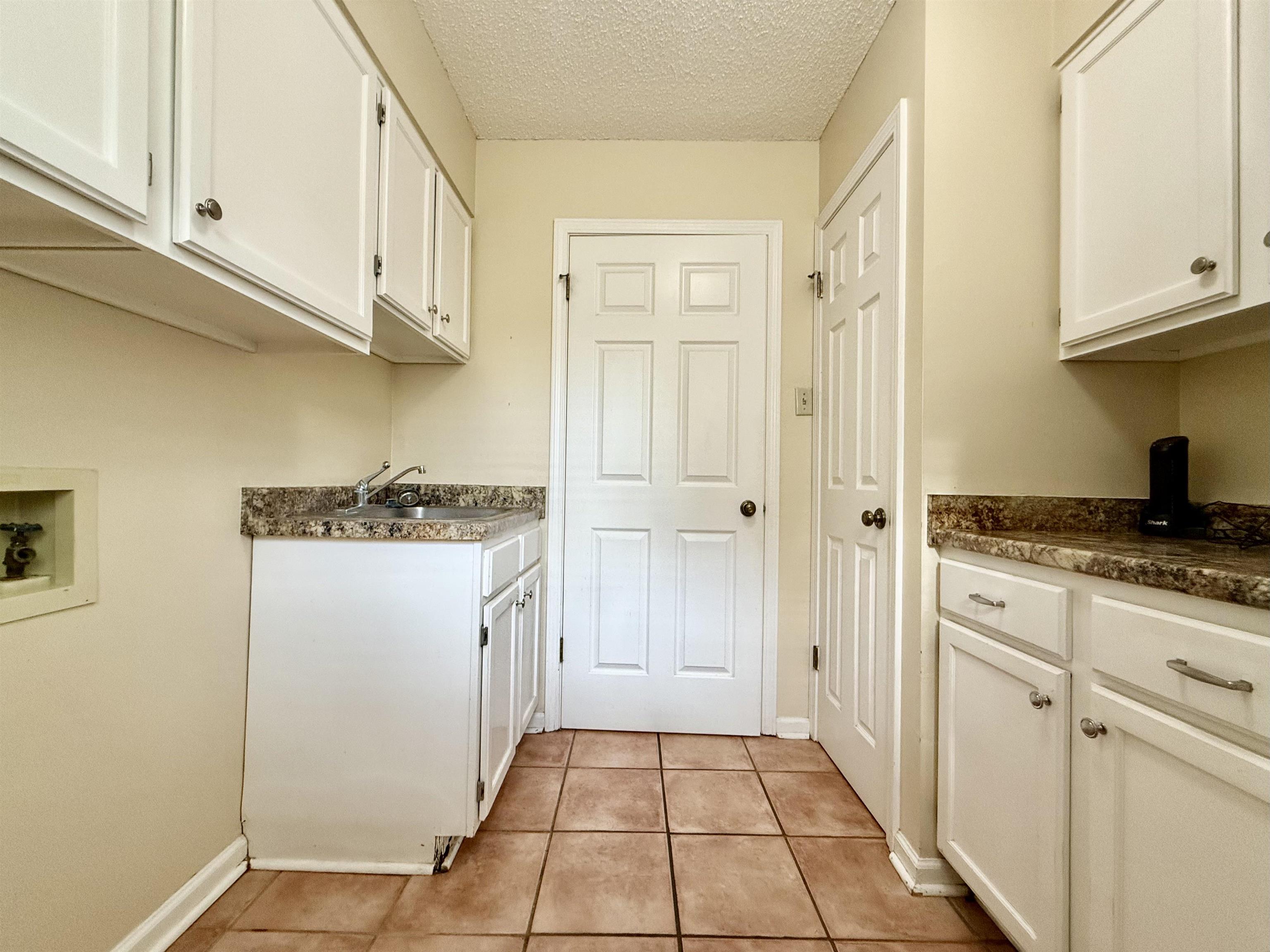 9427 MORNING WOODS CV