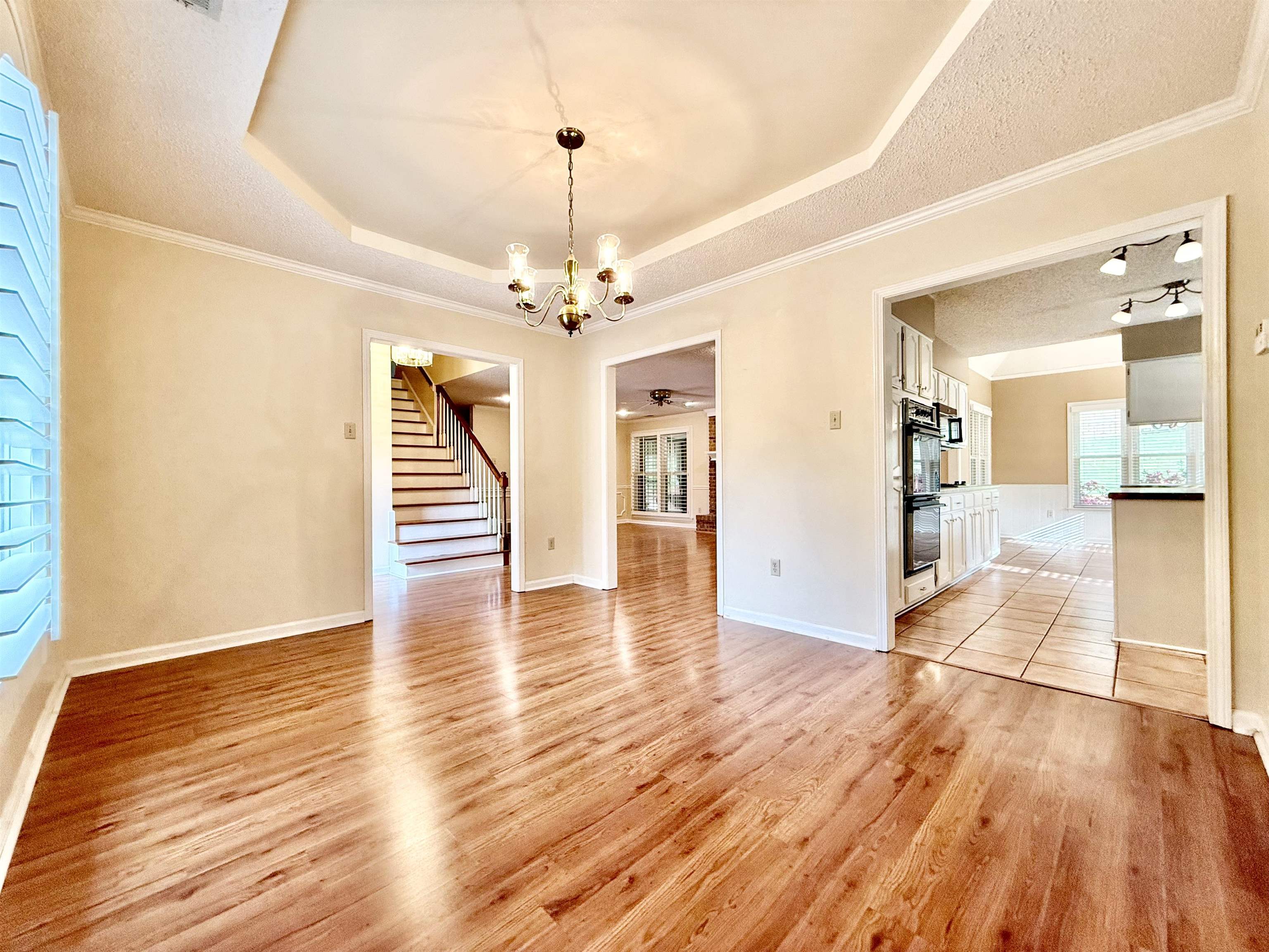 9427 MORNING WOODS CV