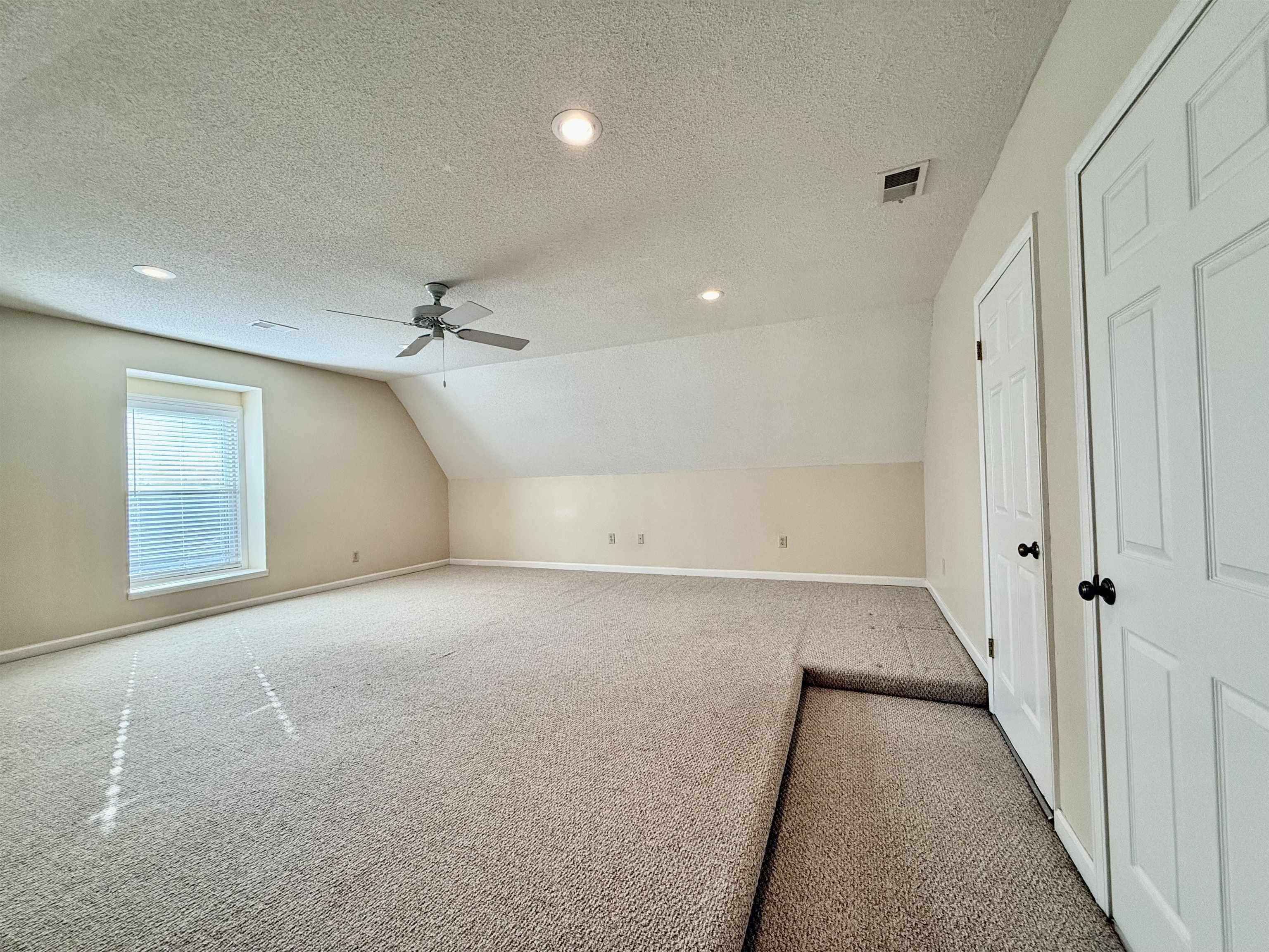 9427 MORNING WOODS CV