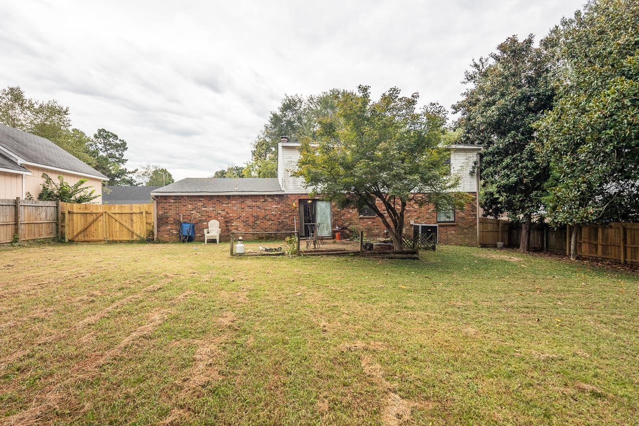 6040 CASCADE HILL CV