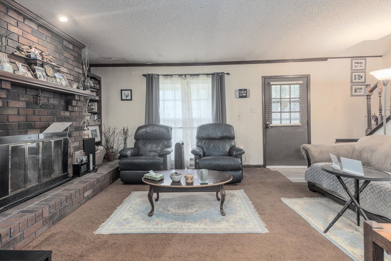 6040 CASCADE HILL CV