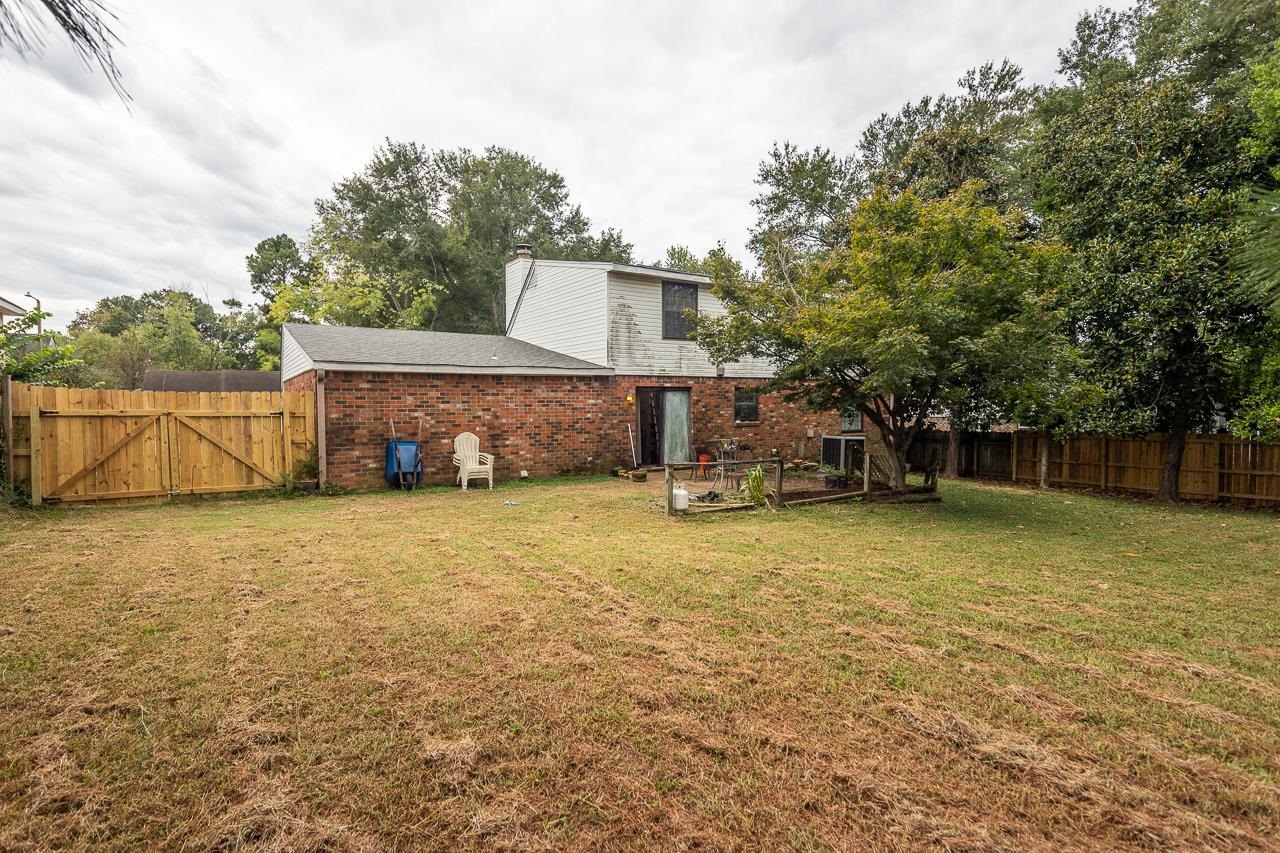 6040 CASCADE HILL CV