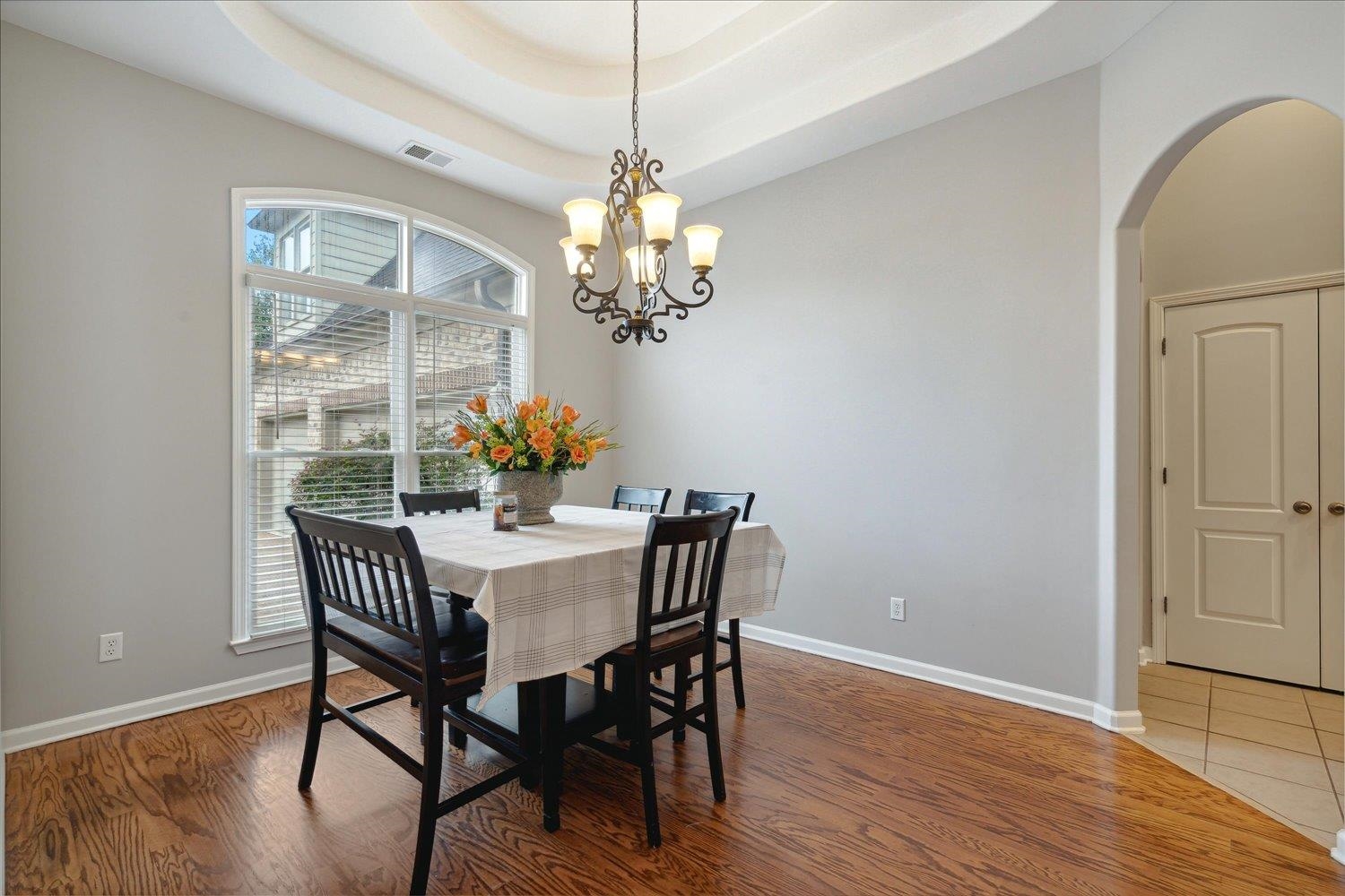 12091 BROOKS VILLAGE DR