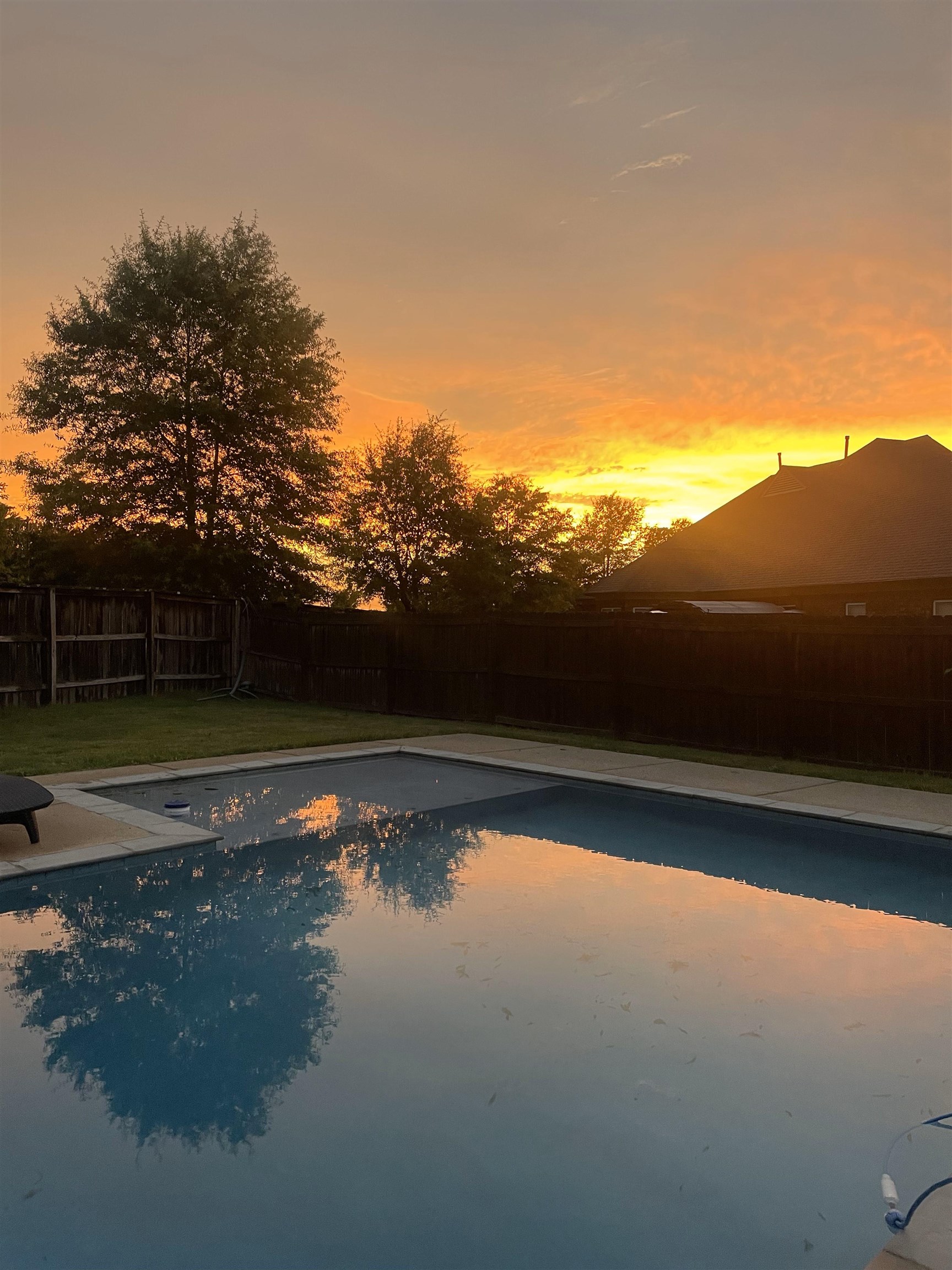 12091 BROOKS VILLAGE DR