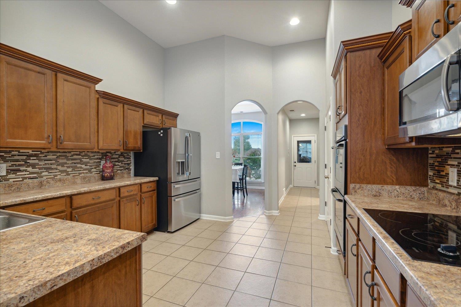 12091 BROOKS VILLAGE DR