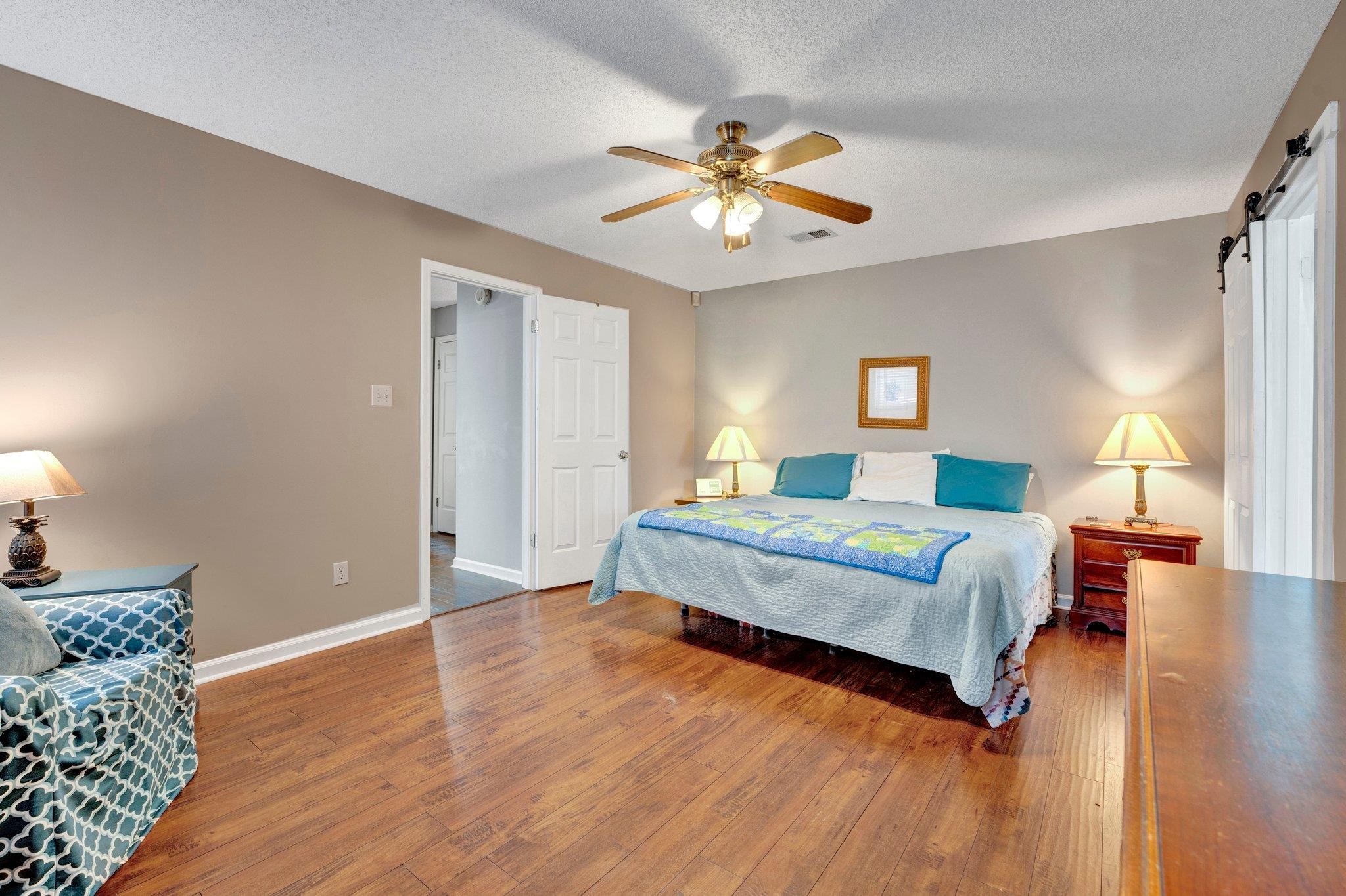 9652 MEADOW GREEN CV