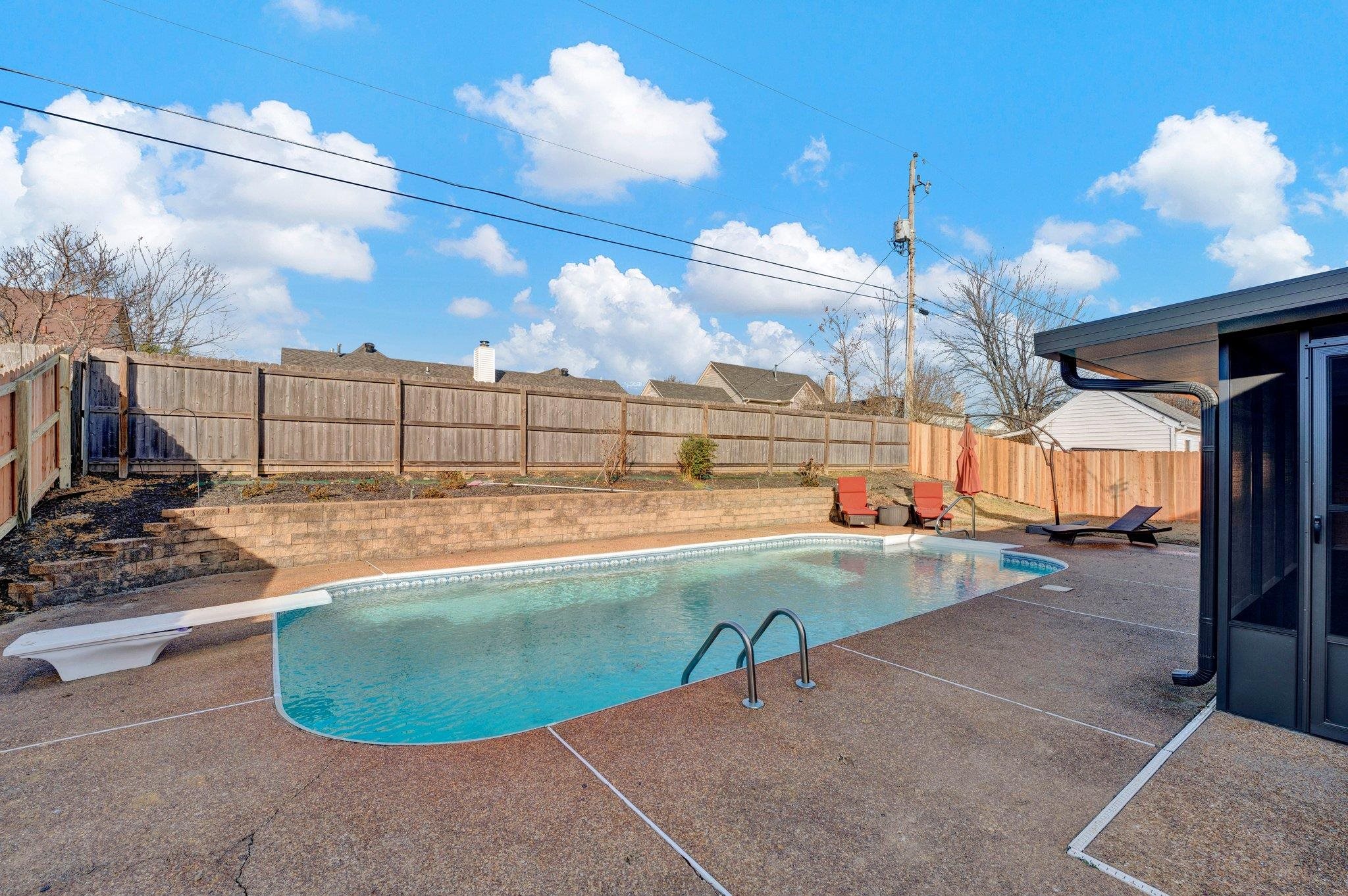 9652 MEADOW GREEN CV