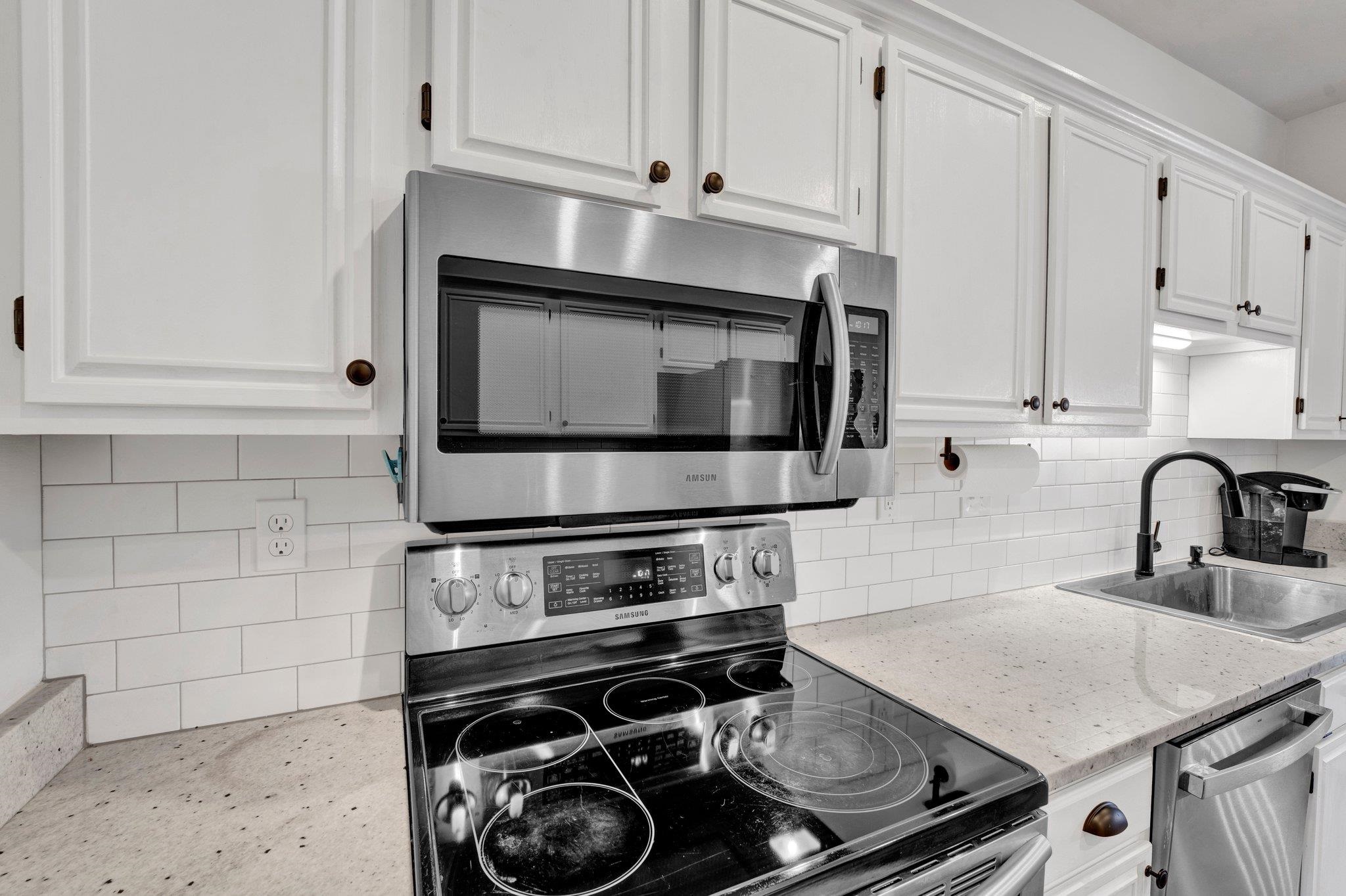 4118 PERSIMMON HILL CV