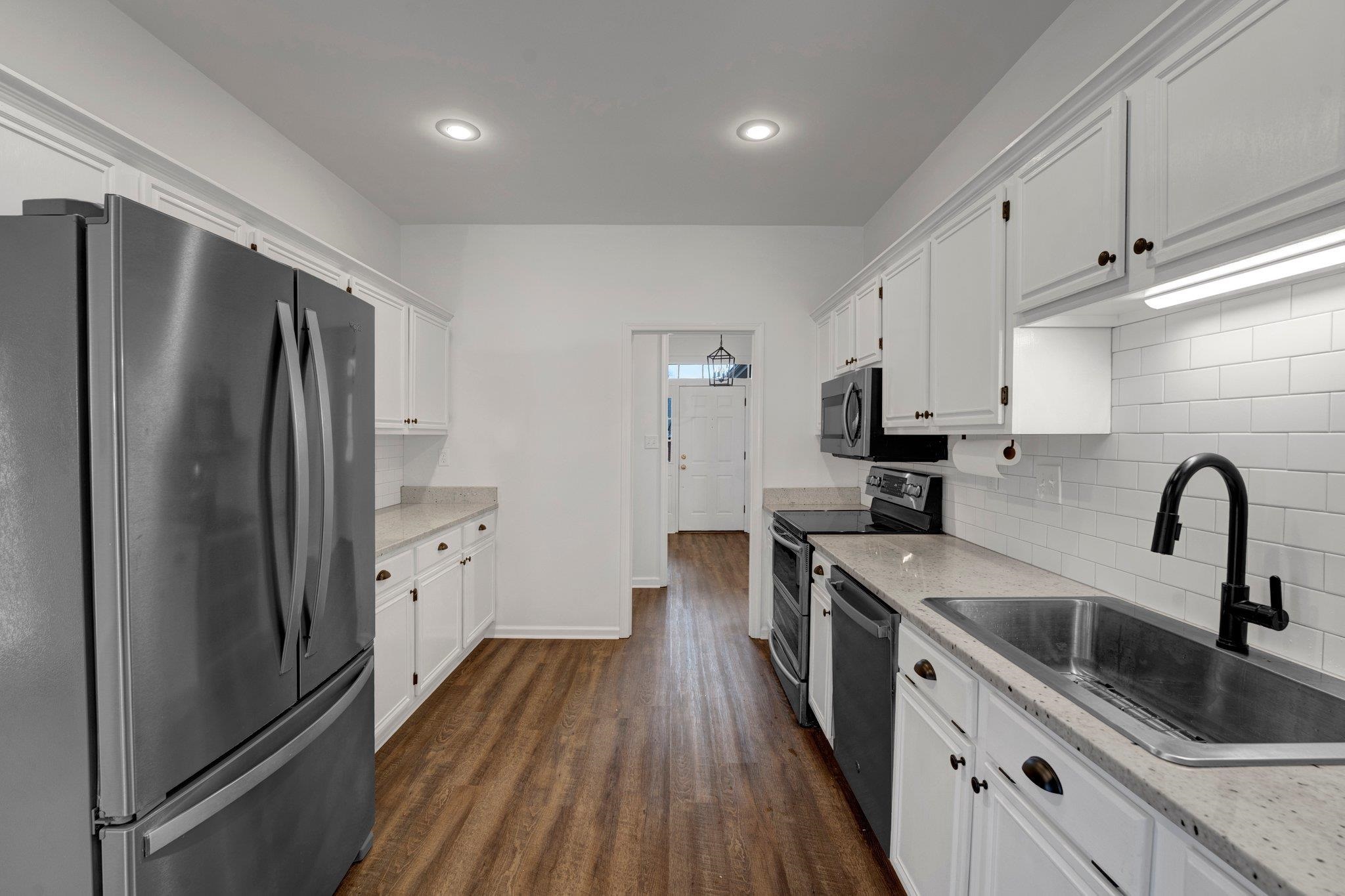 4118 PERSIMMON HILL CV