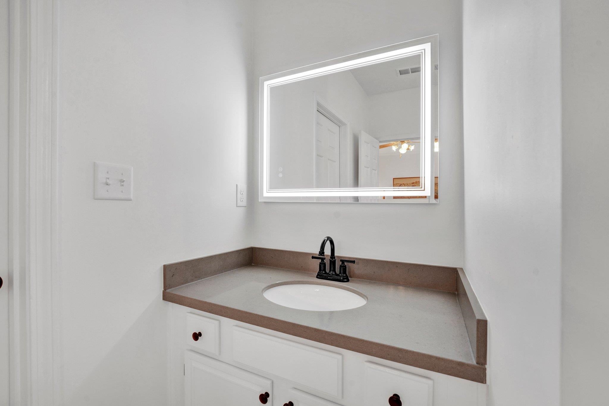 4118 PERSIMMON HILL CV