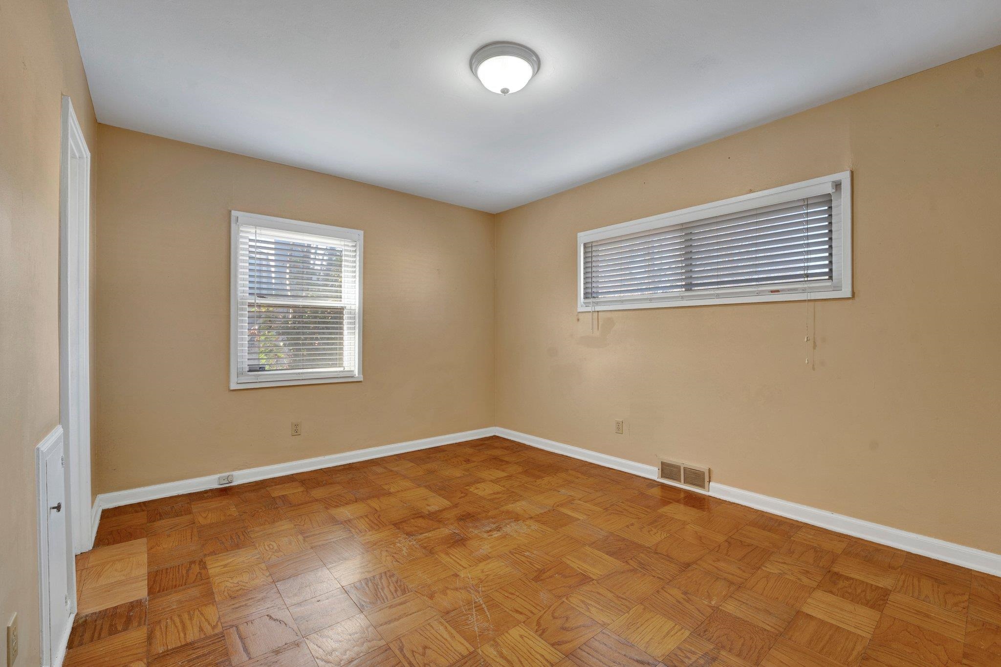 5387 BRANTFORD AVE