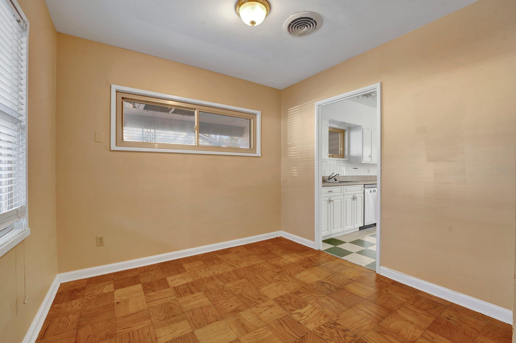 5387 BRANTFORD AVE