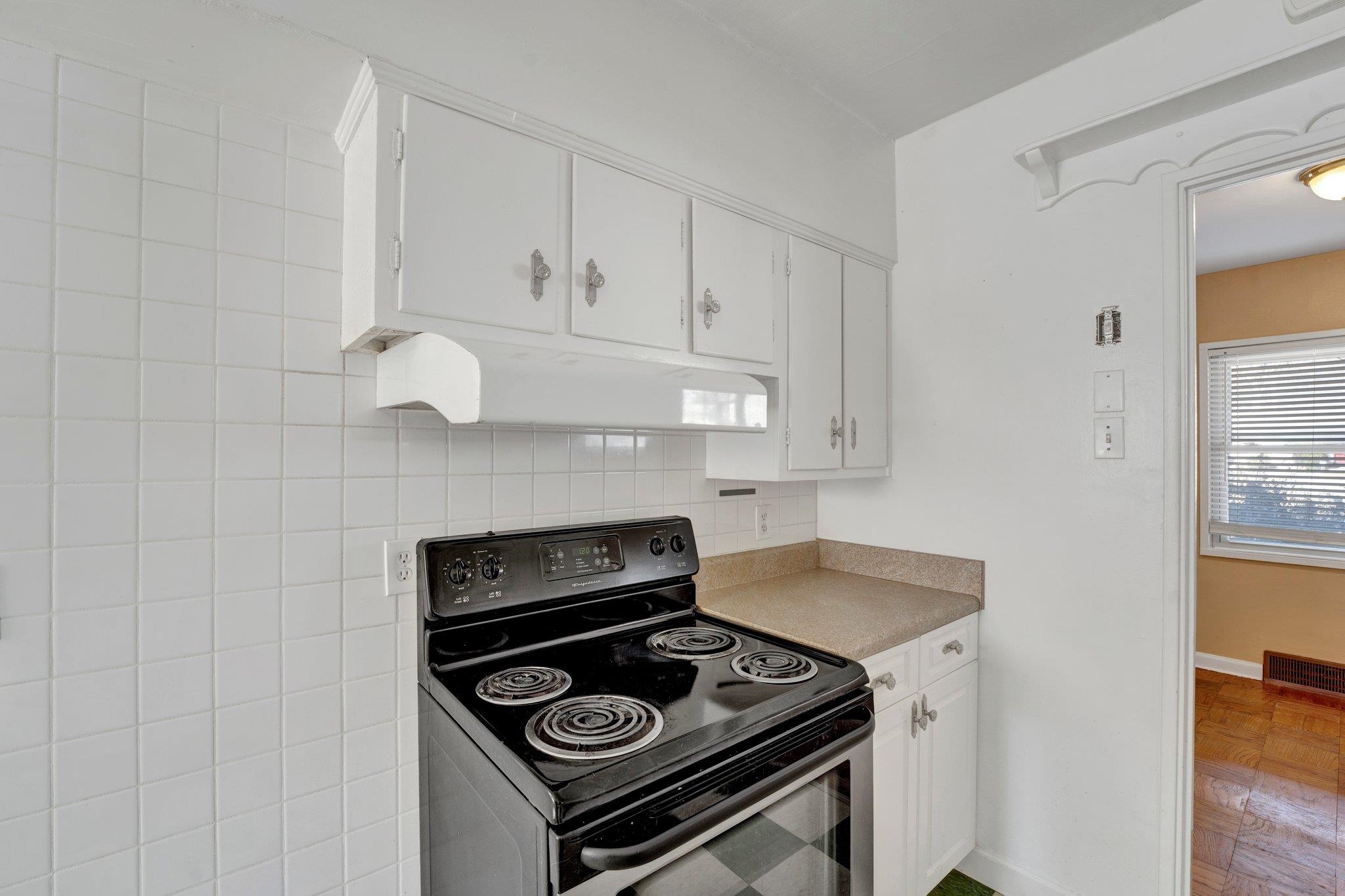 5387 BRANTFORD AVE