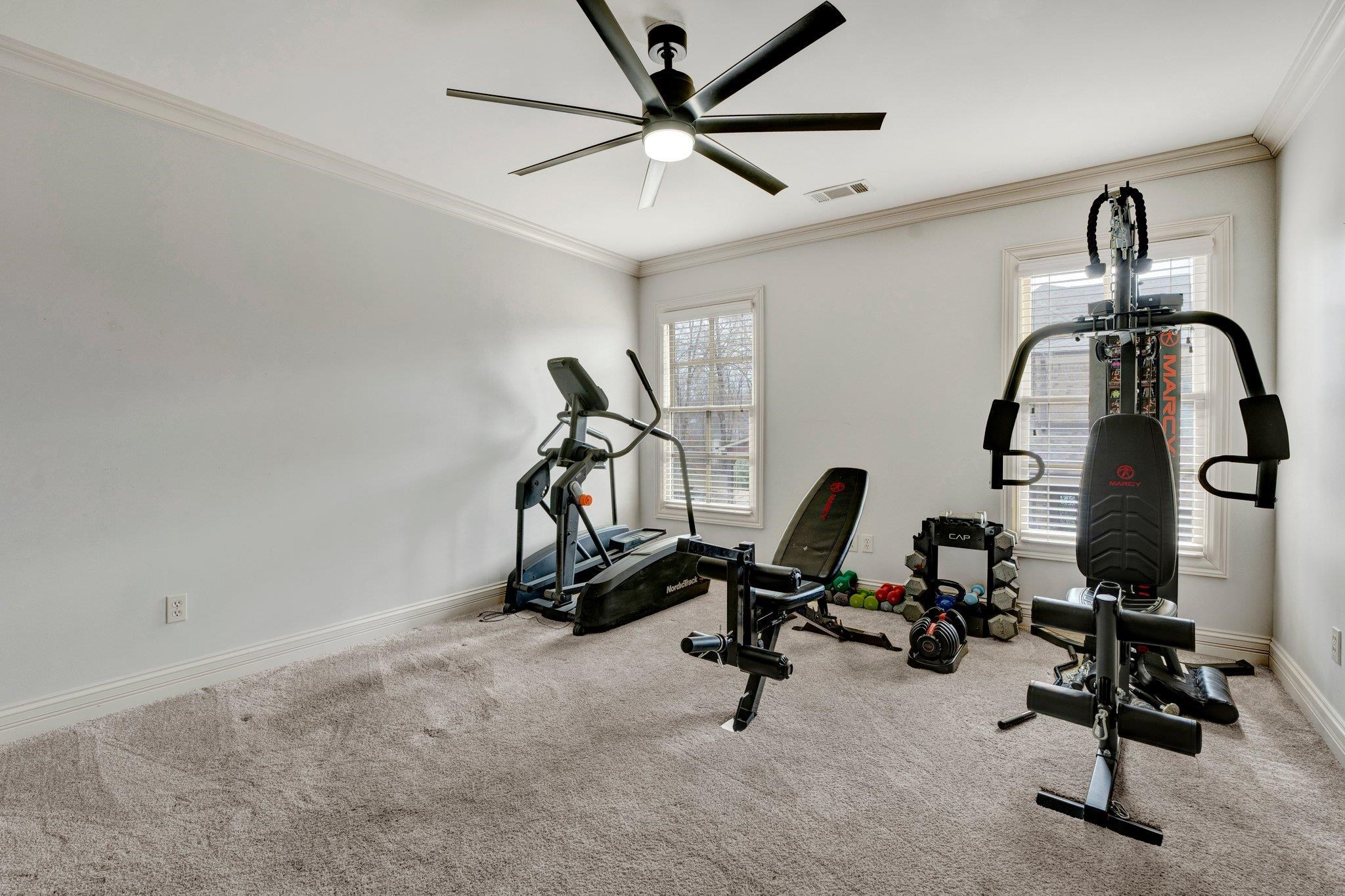 3930 POINTE DR