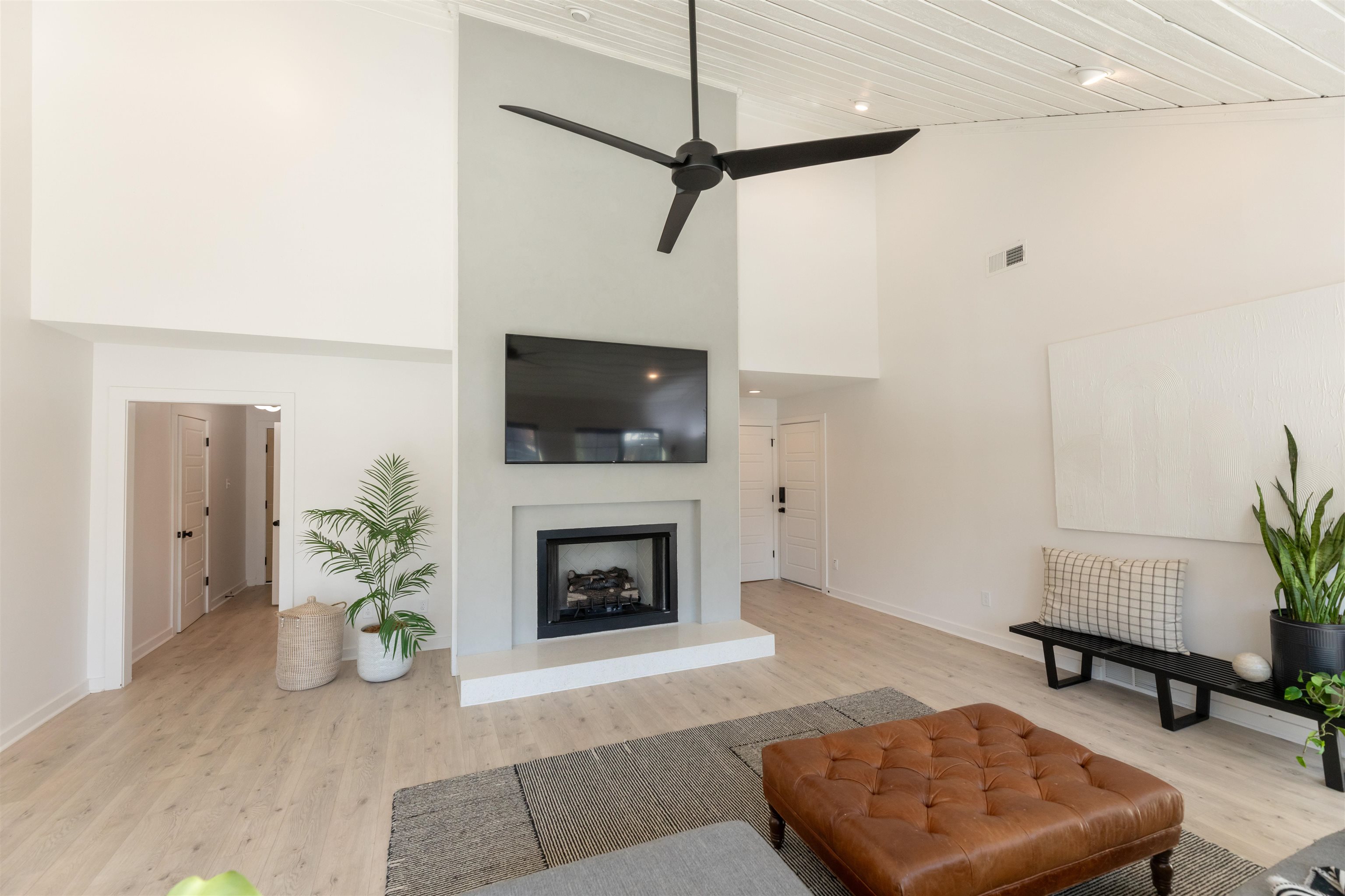 3988 BLUE SPRUCE CIR