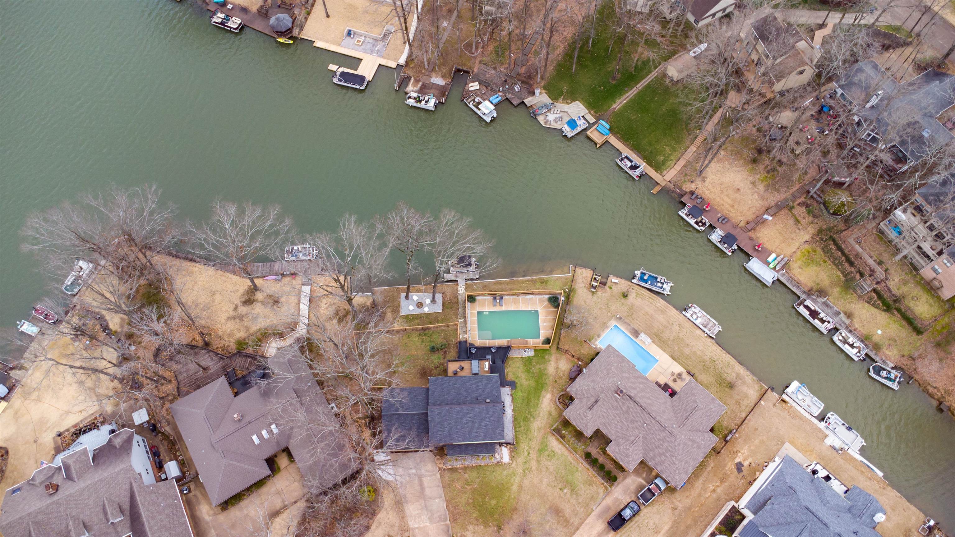 3988 BLUE SPRUCE CIR