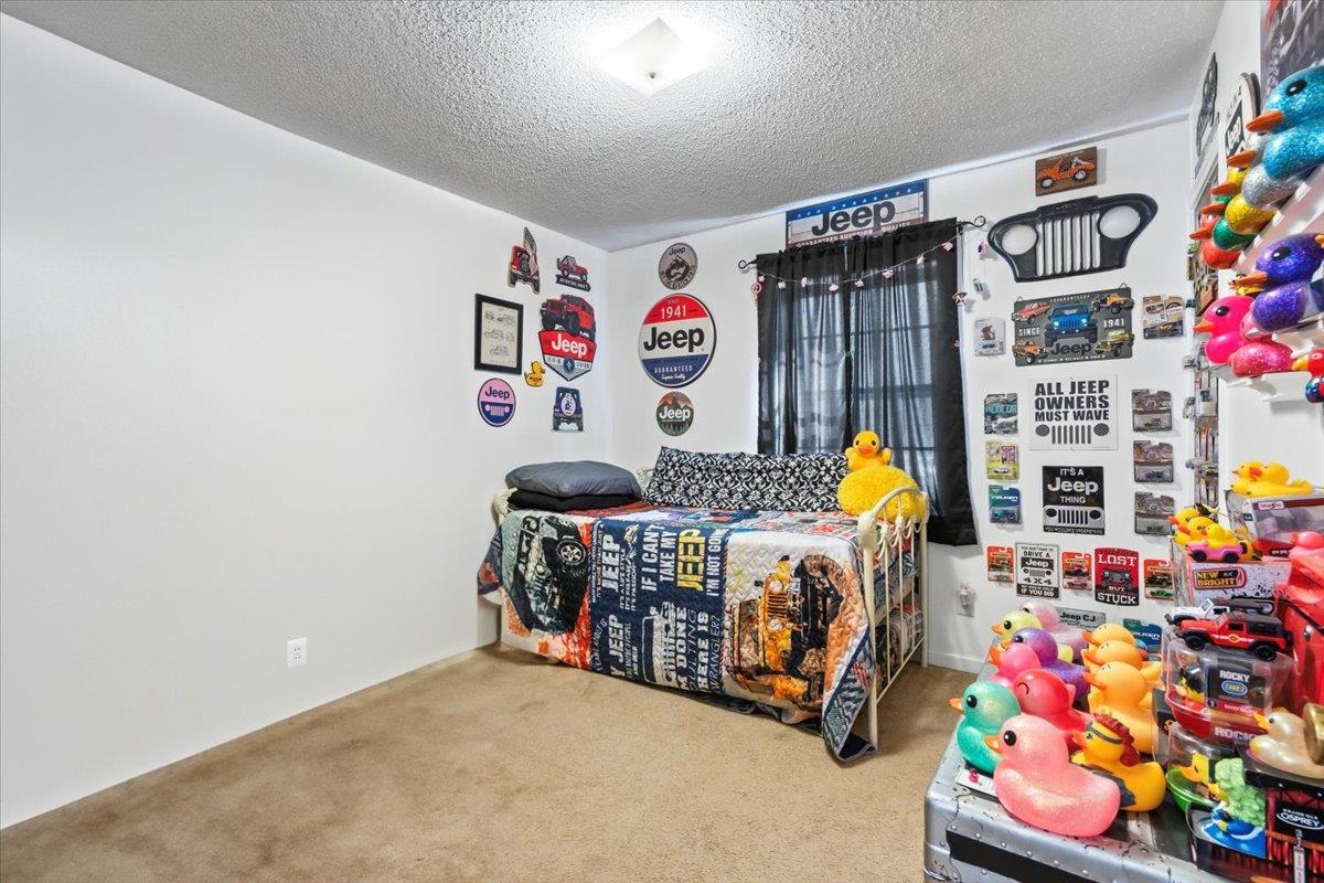 4106 CRENSHAW RD