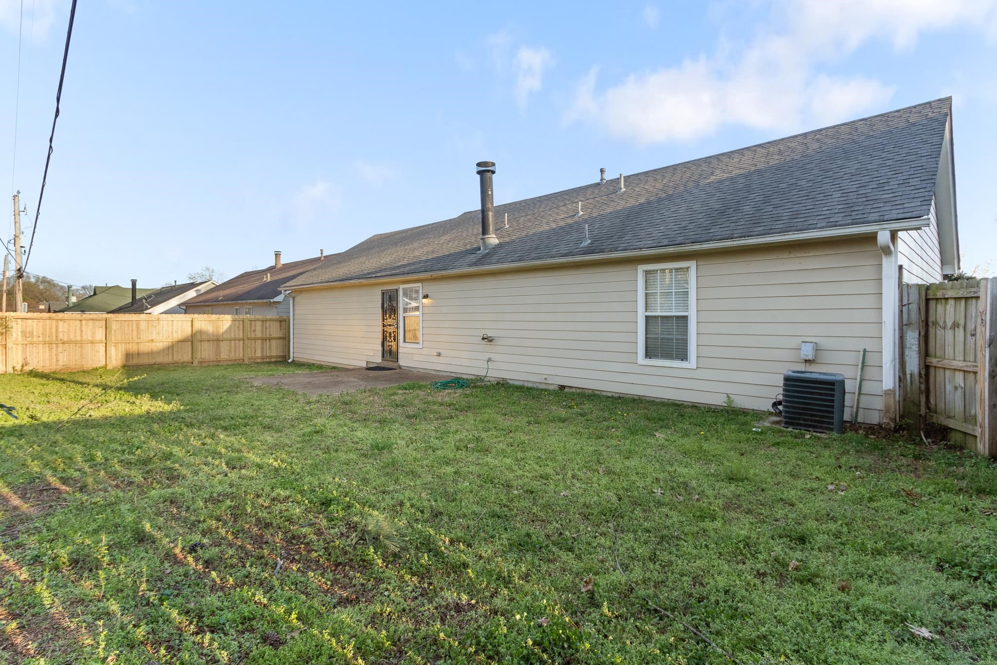 7474 APPLING ESTATE DR