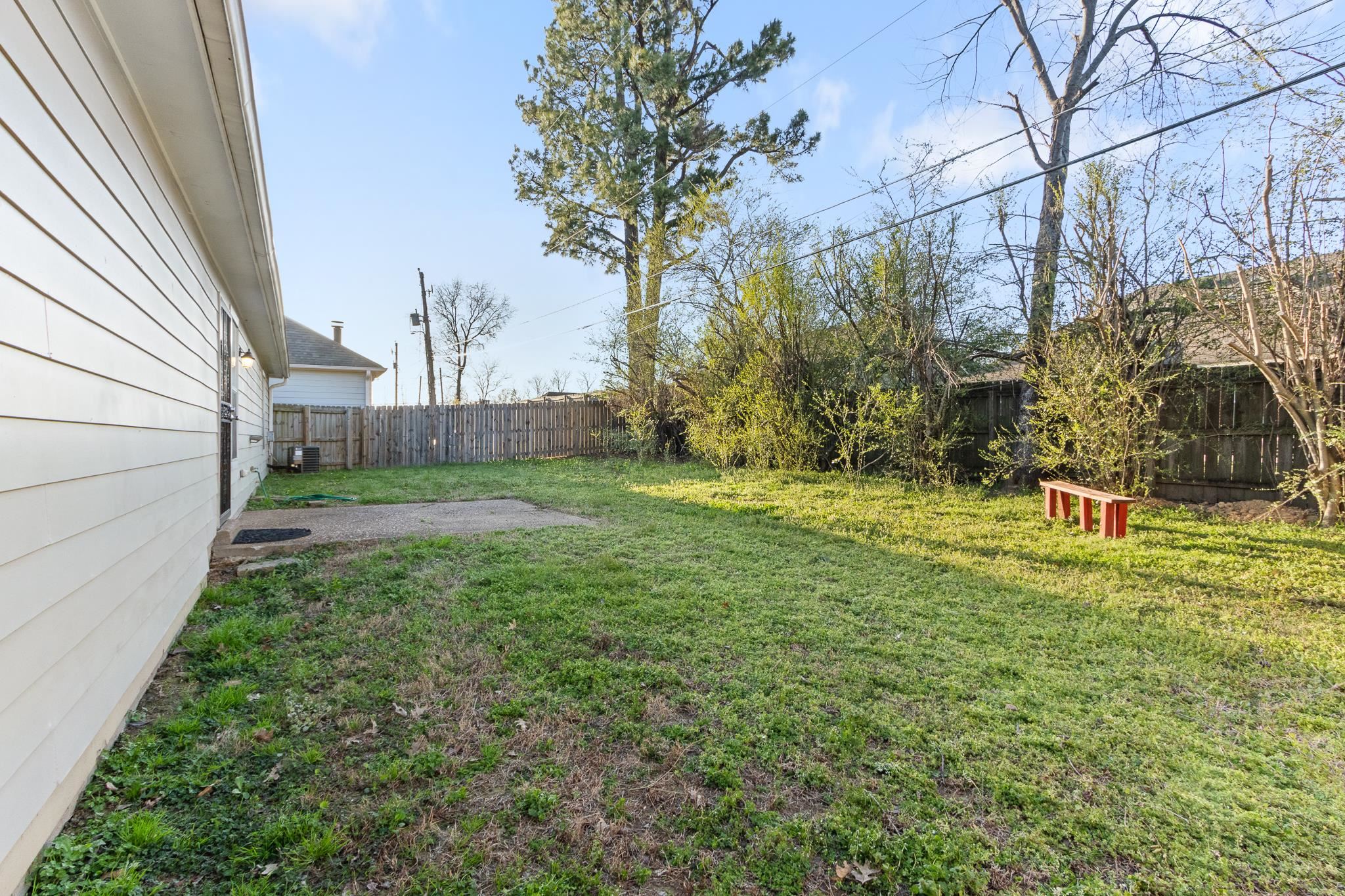 7474 APPLING ESTATE DR