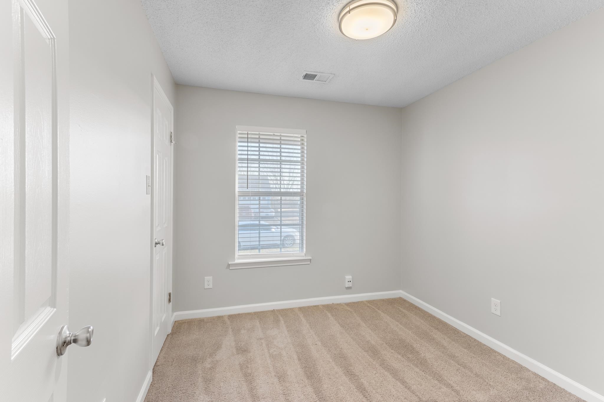 7474 APPLING ESTATE DR