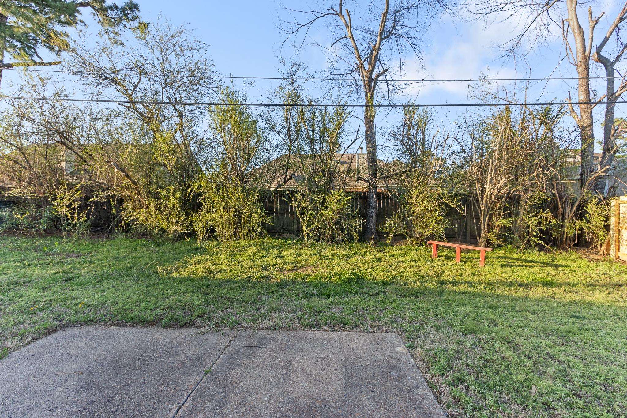 7474 APPLING ESTATE DR