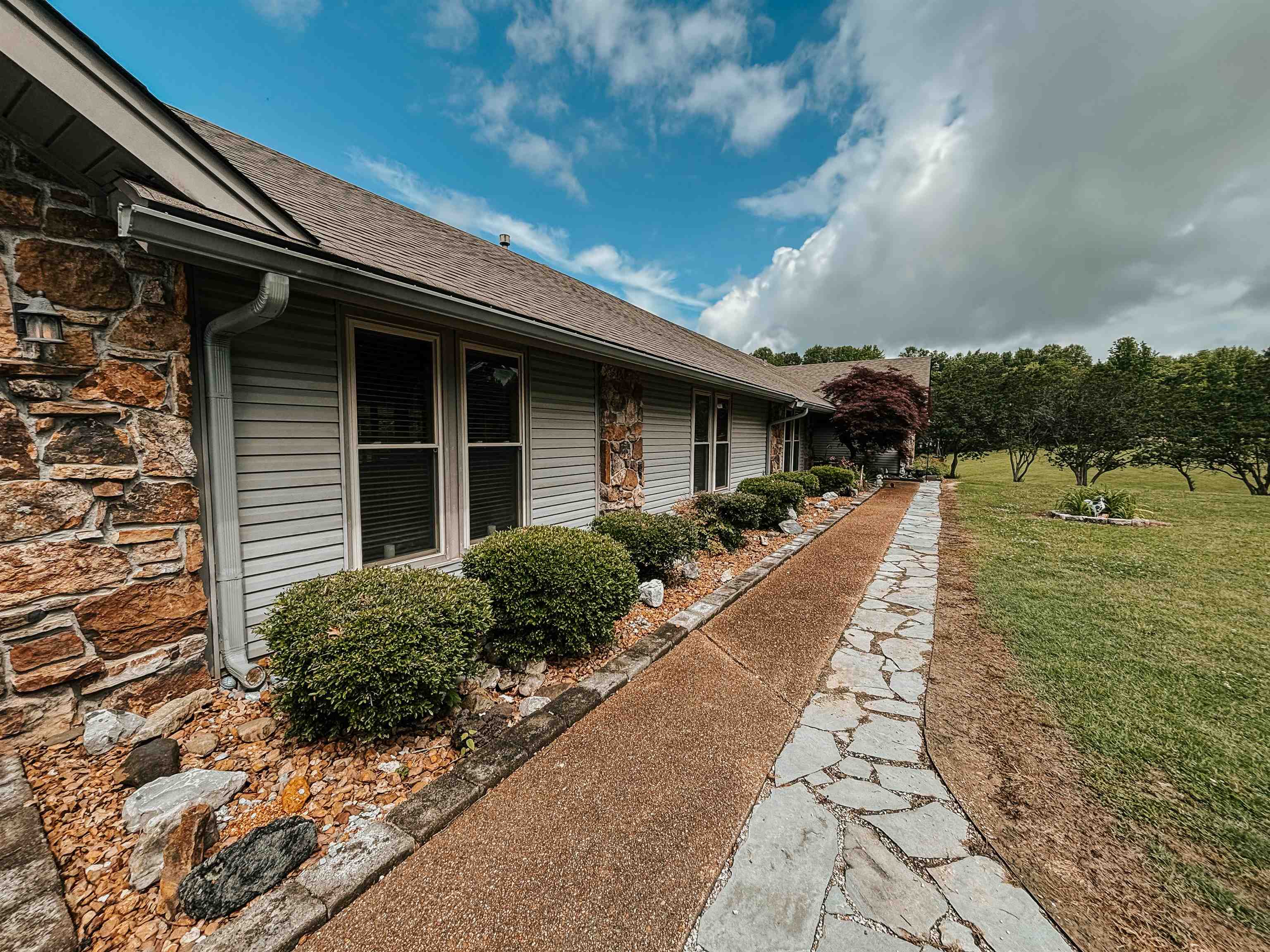 6007 ISLAND FORTY RD