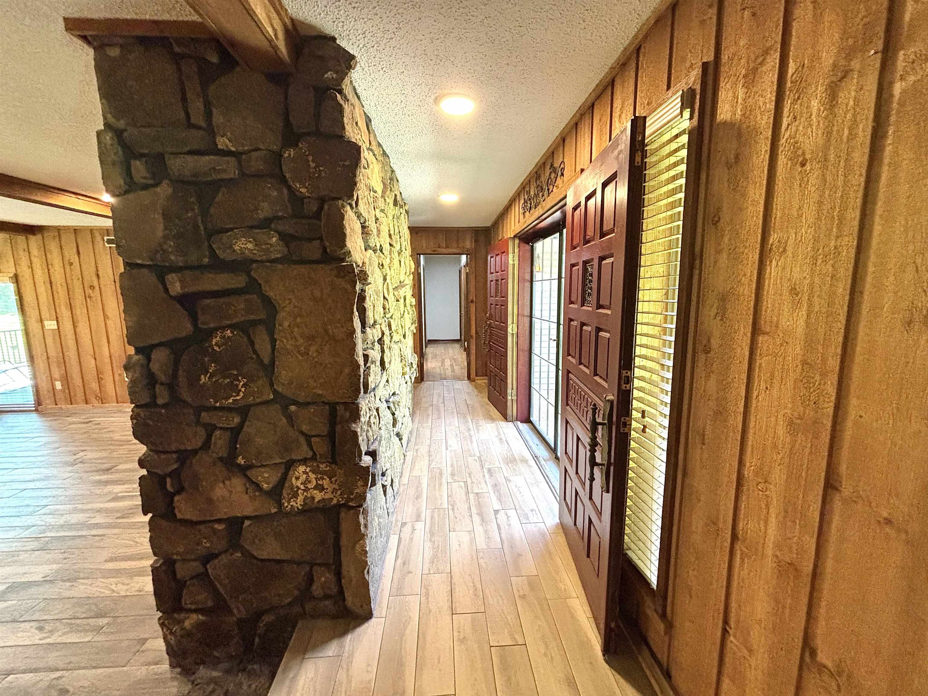 6007 ISLAND FORTY RD