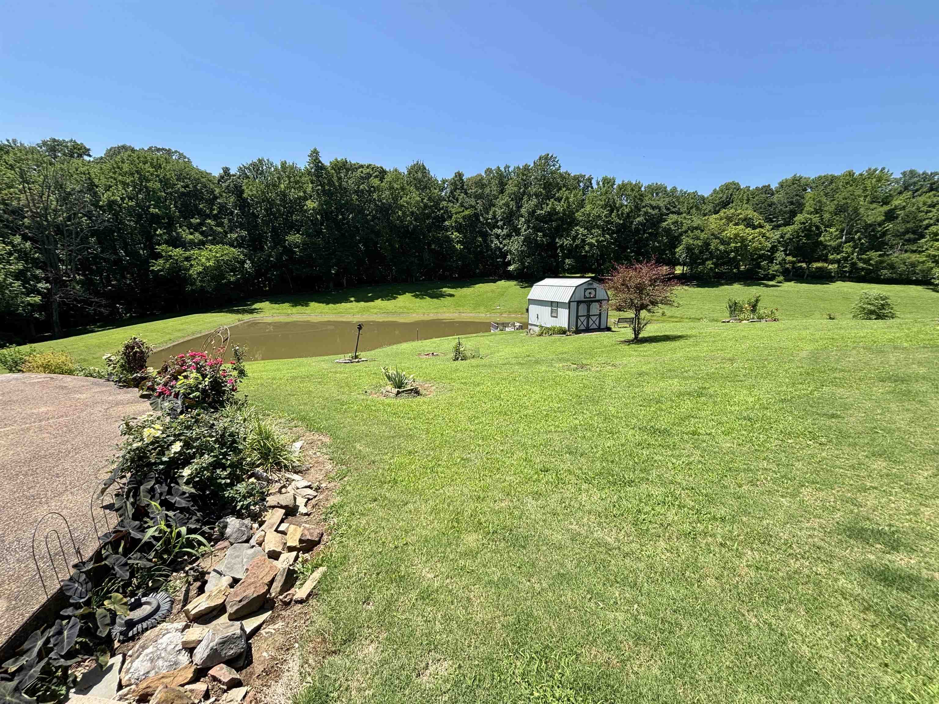 6007 ISLAND FORTY RD