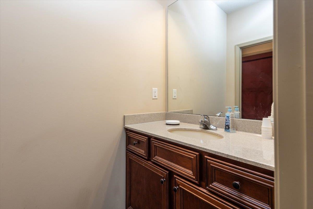 5208 PRAIRIE SKY DR