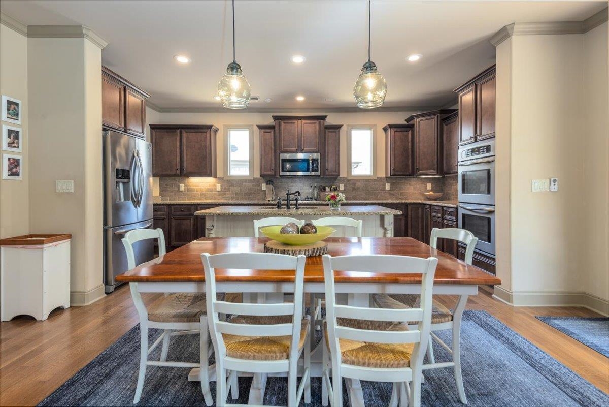 5208 PRAIRIE SKY DR