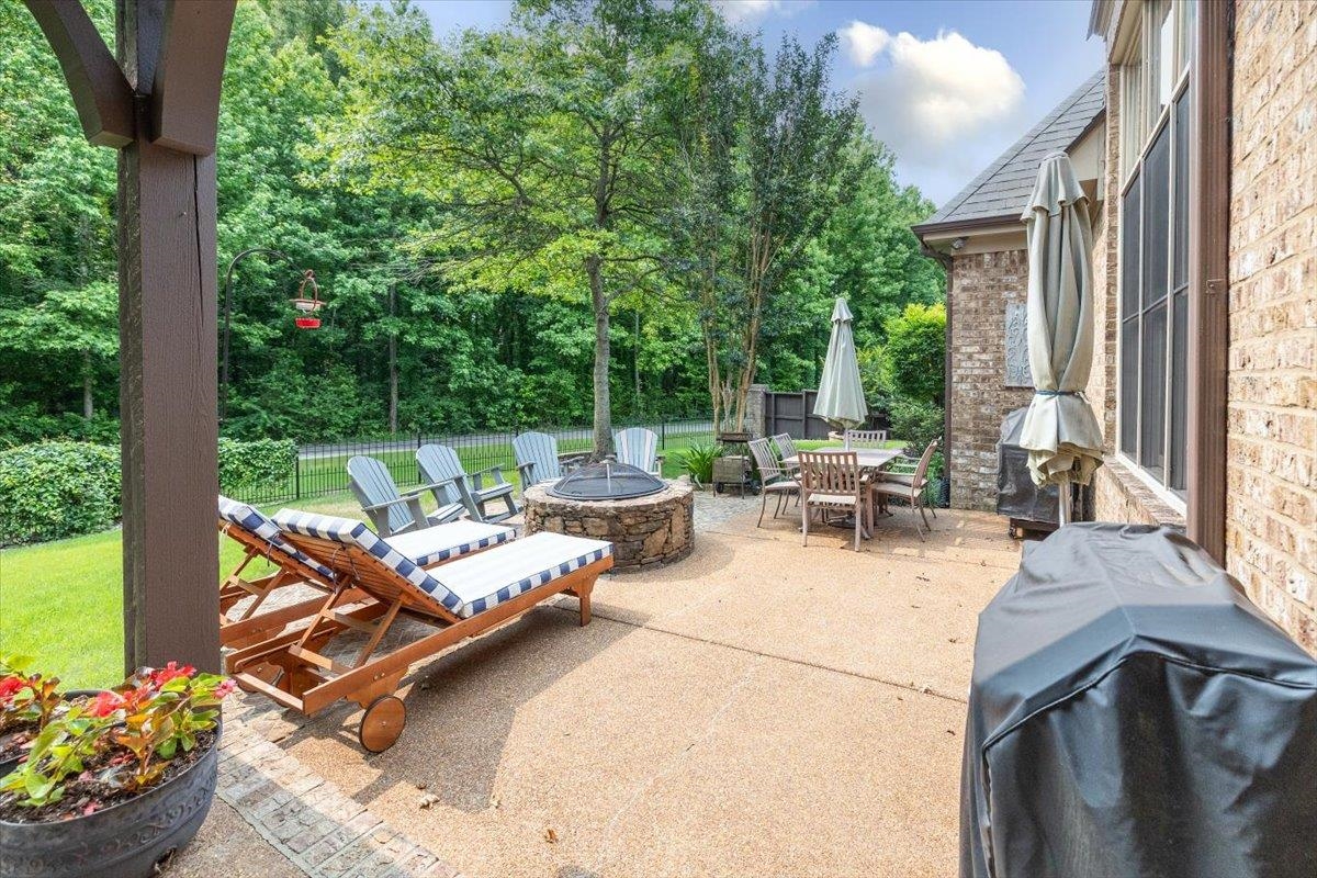5208 PRAIRIE SKY DR