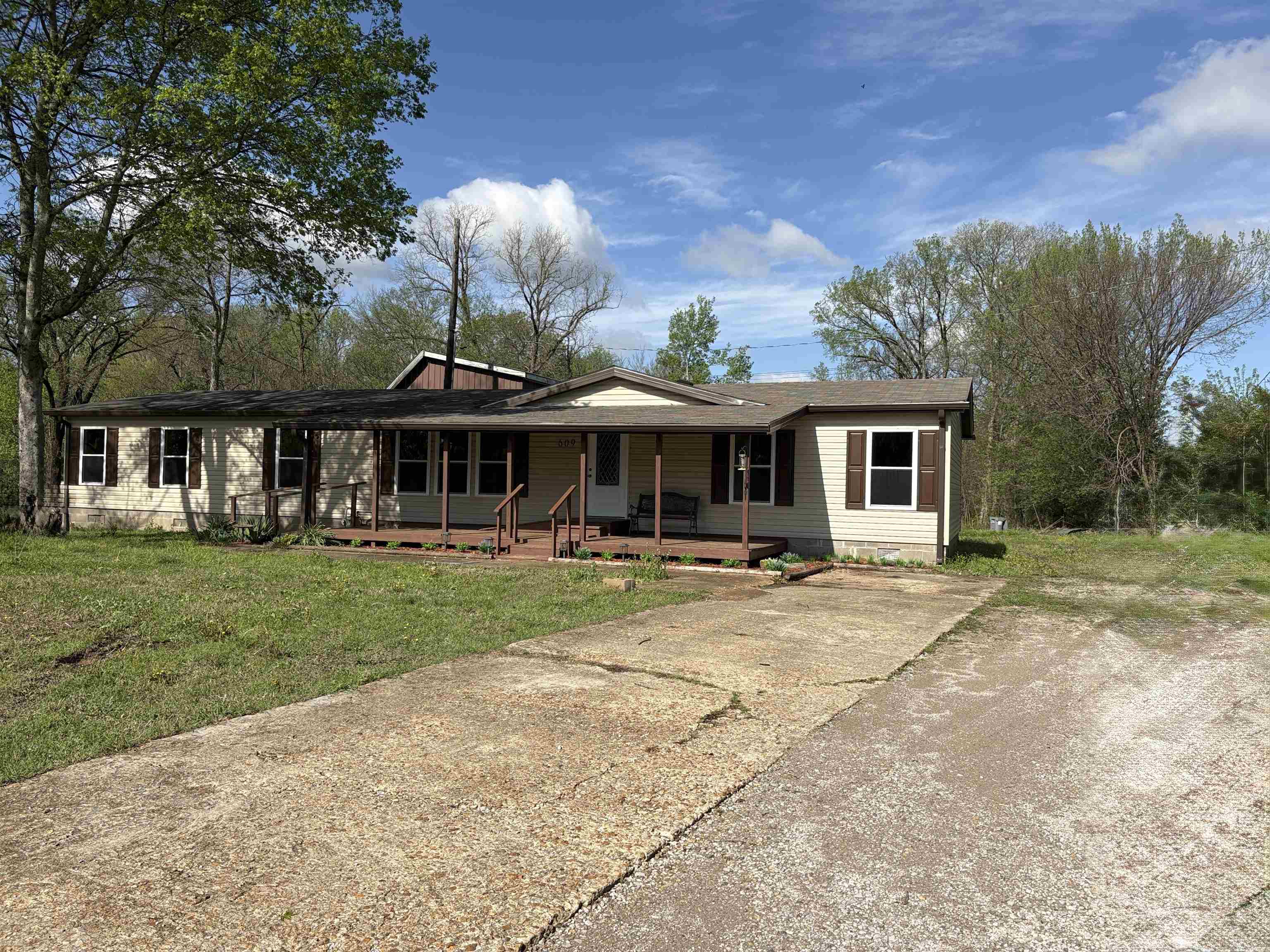 609 EGYPT RD
