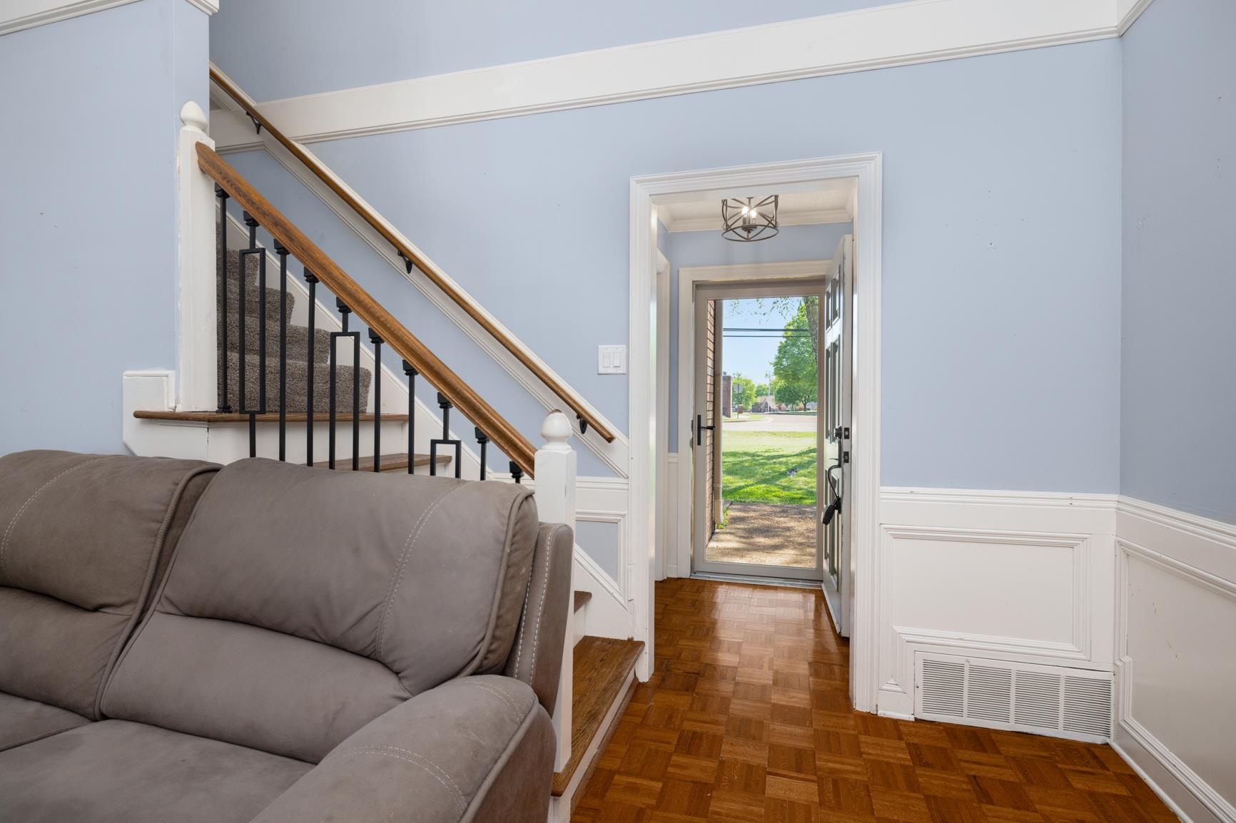 7570 MEMPHIS-ARLINGTON RD