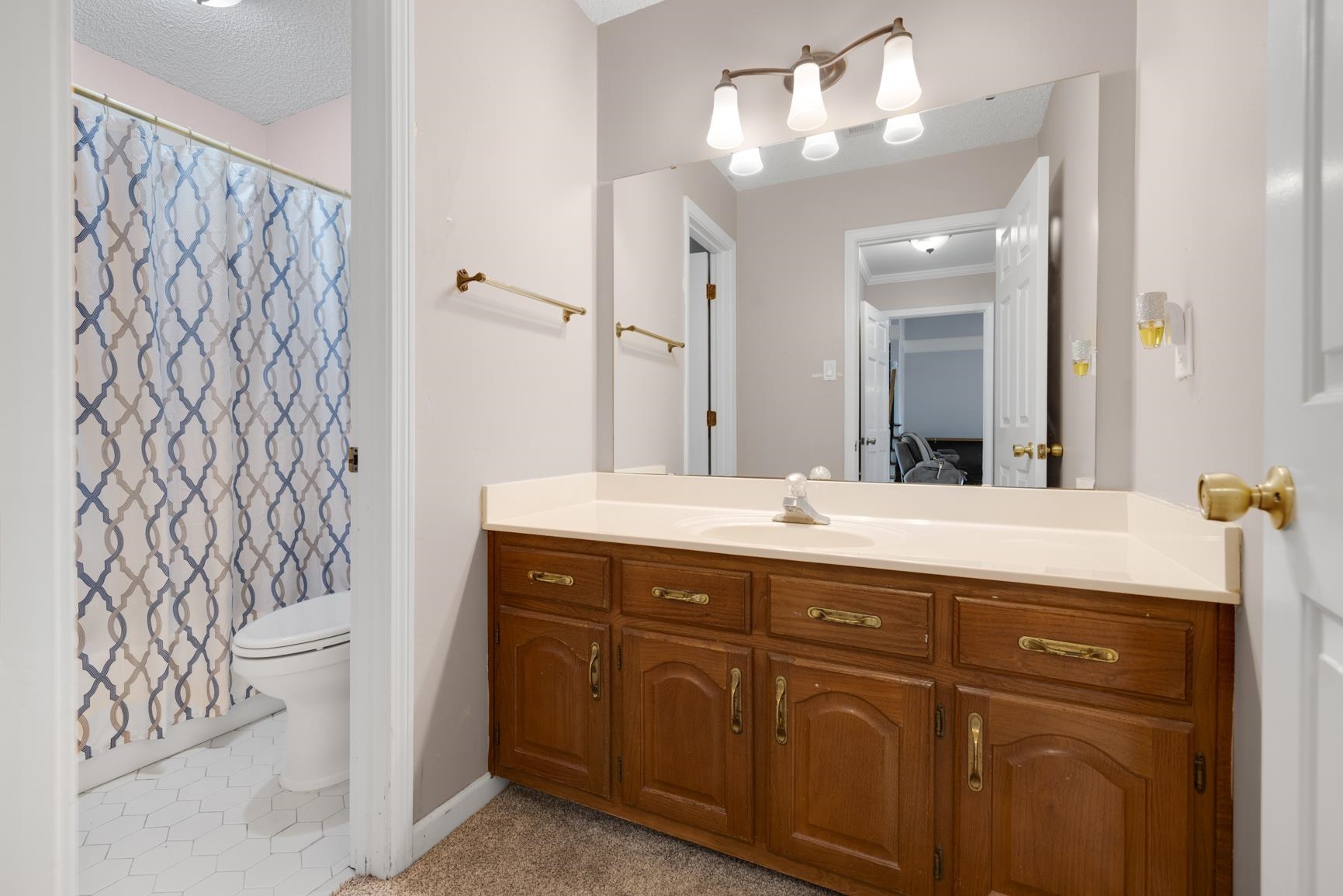 7570 MEMPHIS-ARLINGTON RD