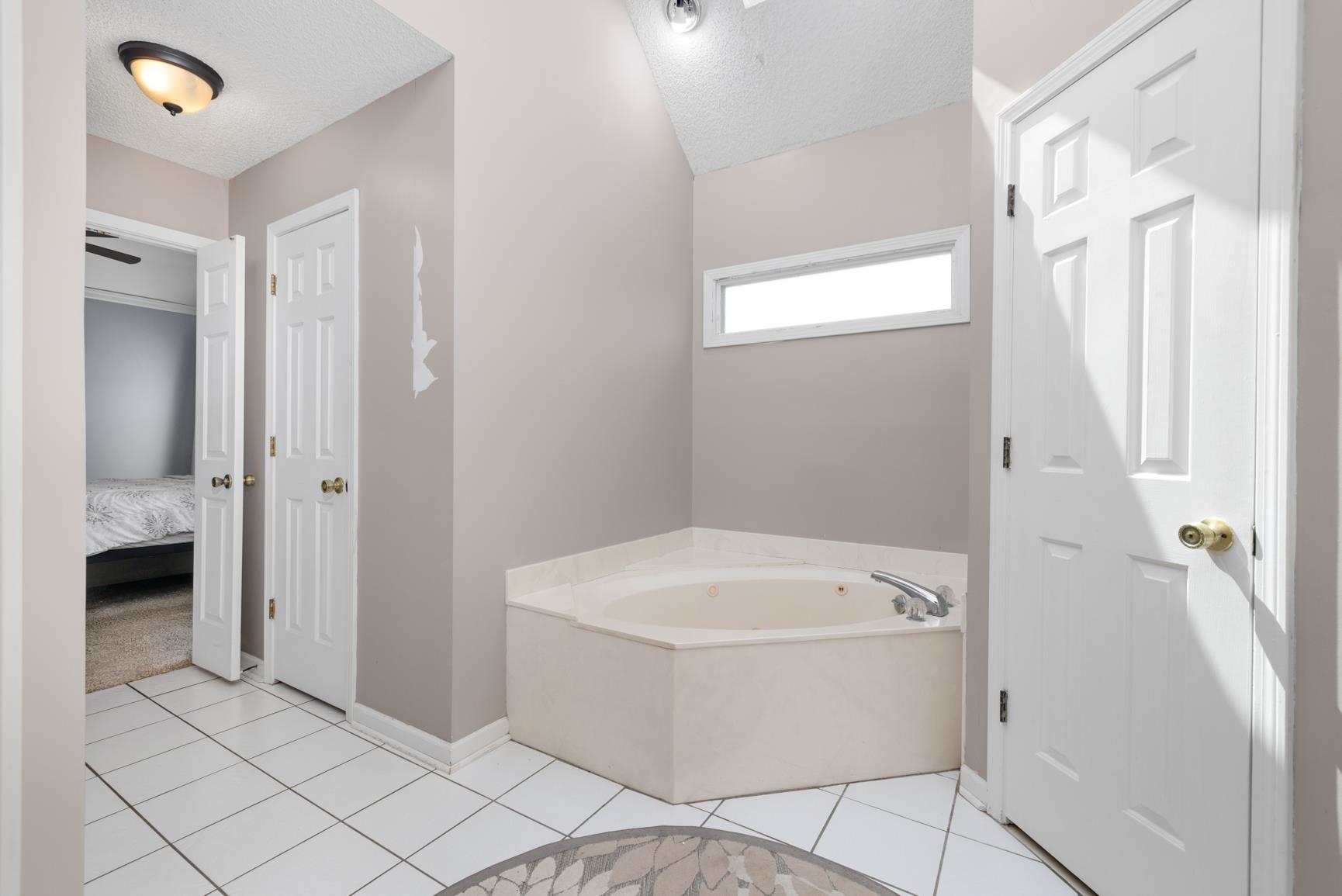 7570 MEMPHIS-ARLINGTON RD