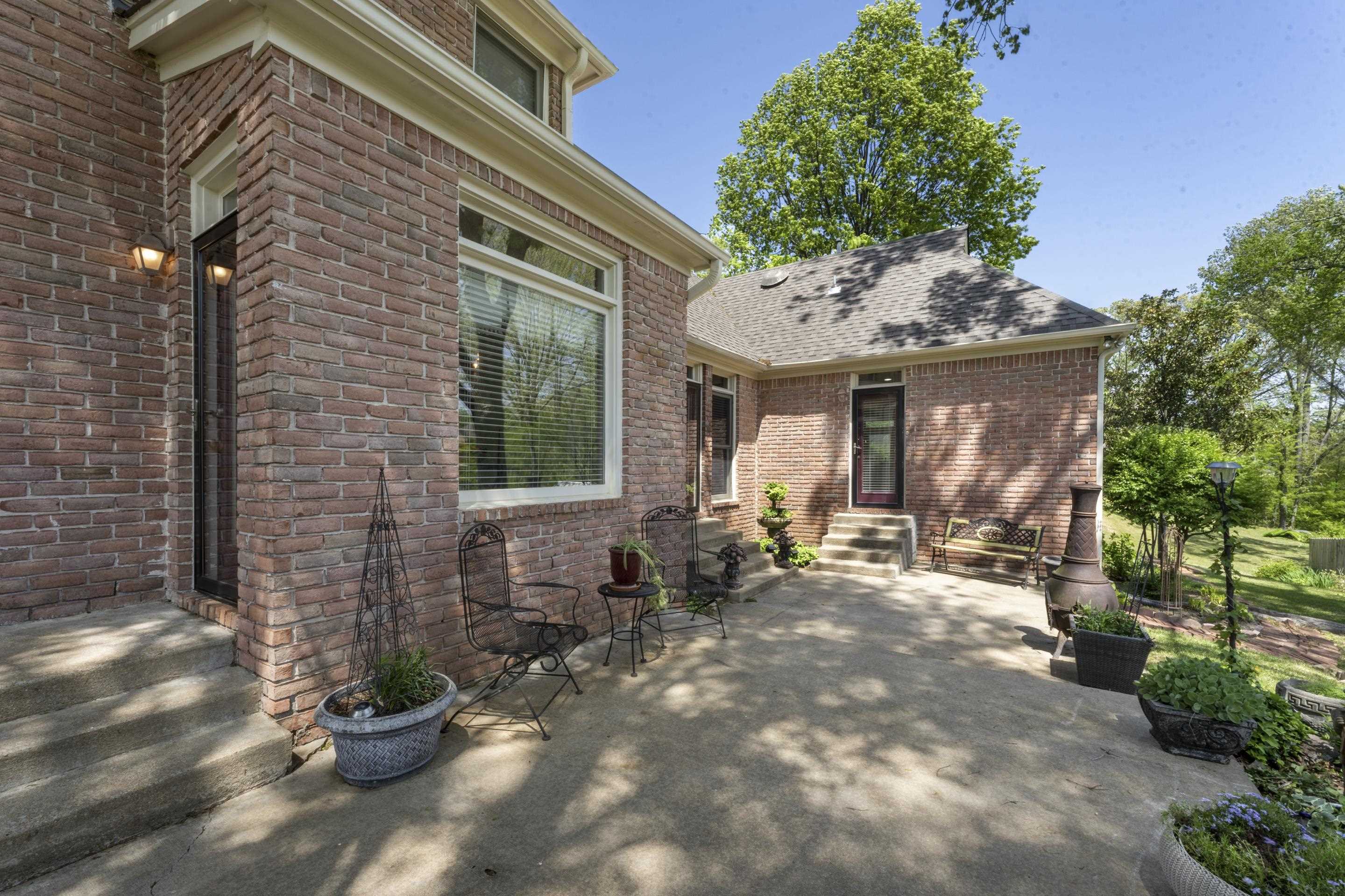 4132 BLACKHEATH DR
