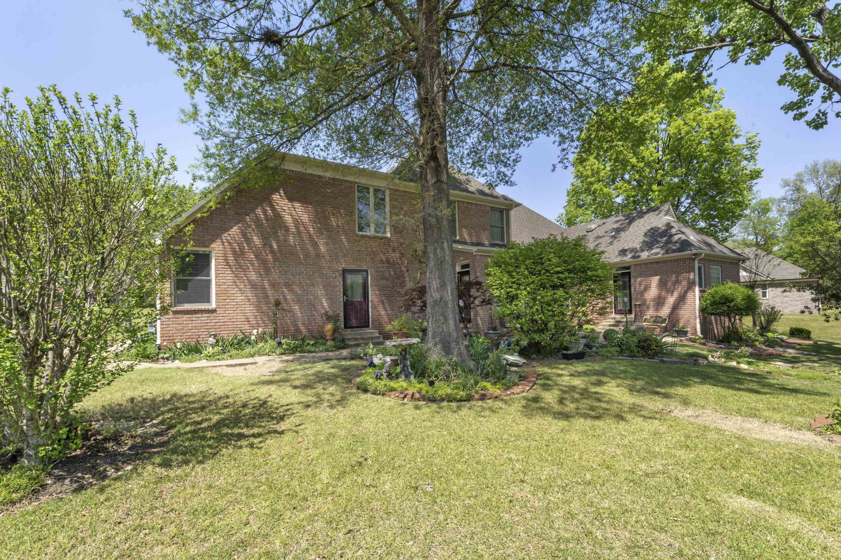 4132 BLACKHEATH DR
