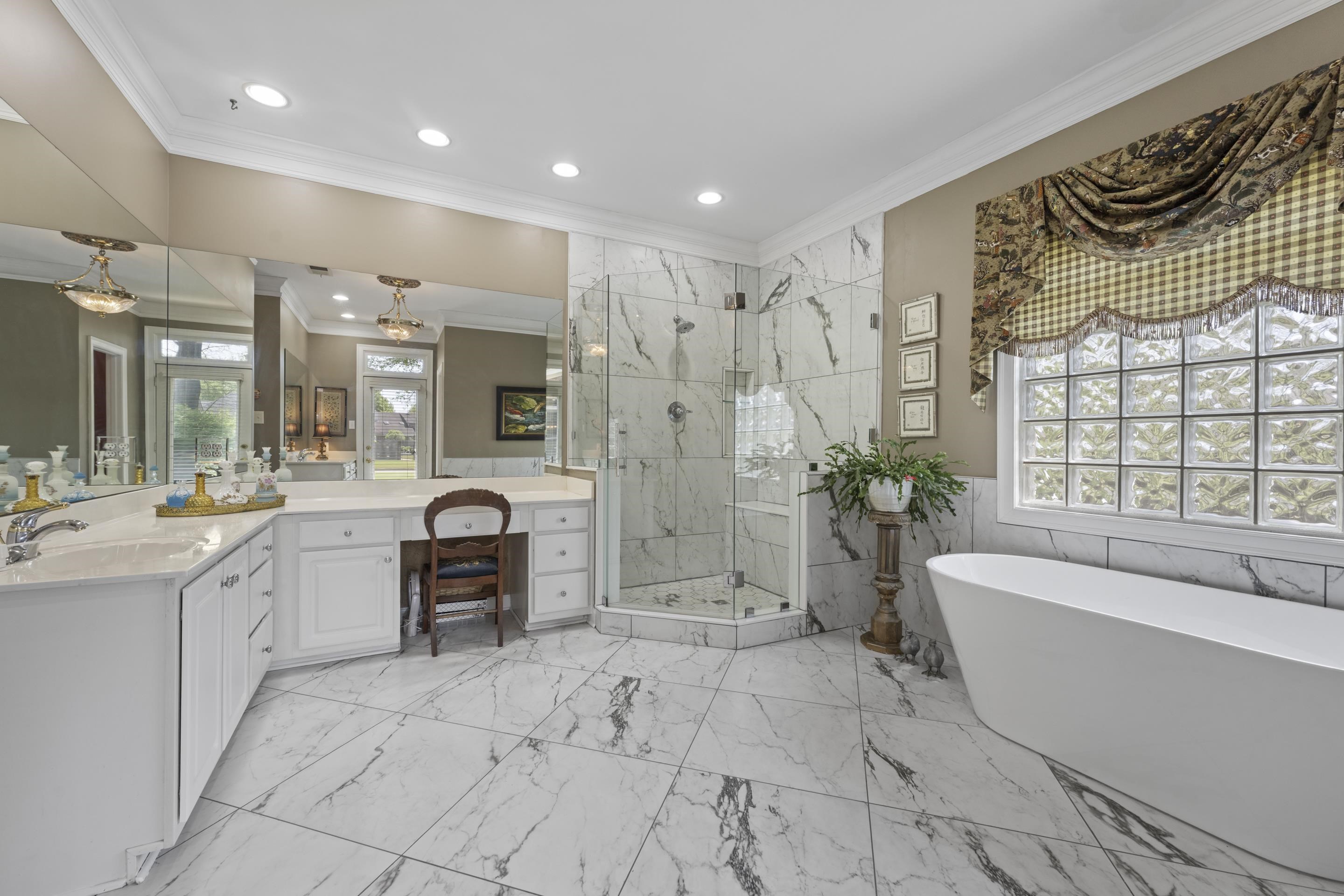 4132 BLACKHEATH DR