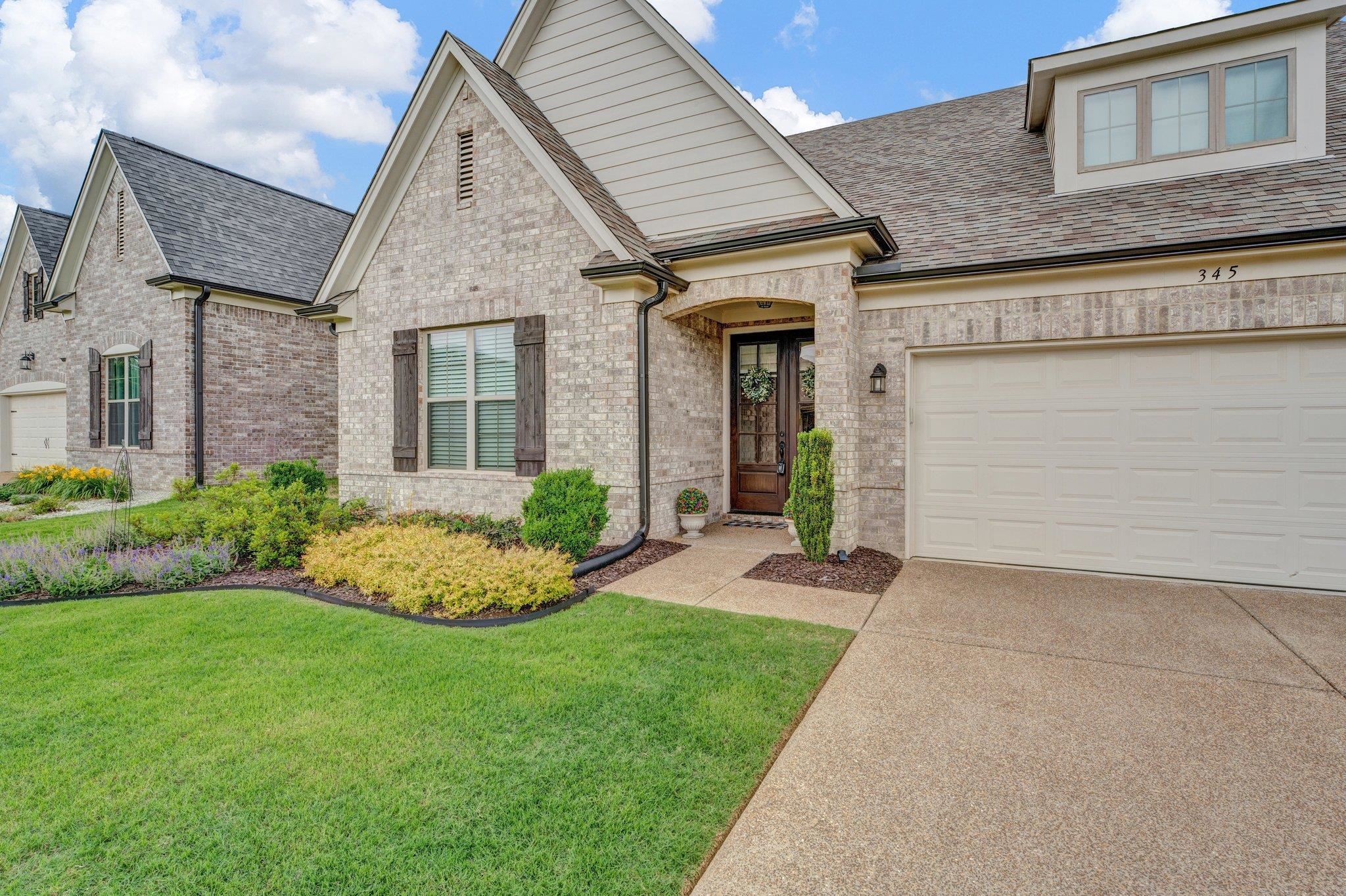 345 CHEROKEE CIR